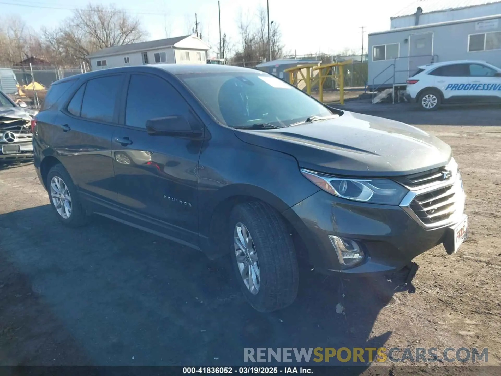 1 Photograph of a damaged car 3GNAXSEV4LS504720 CHEVROLET EQUINOX 2020
