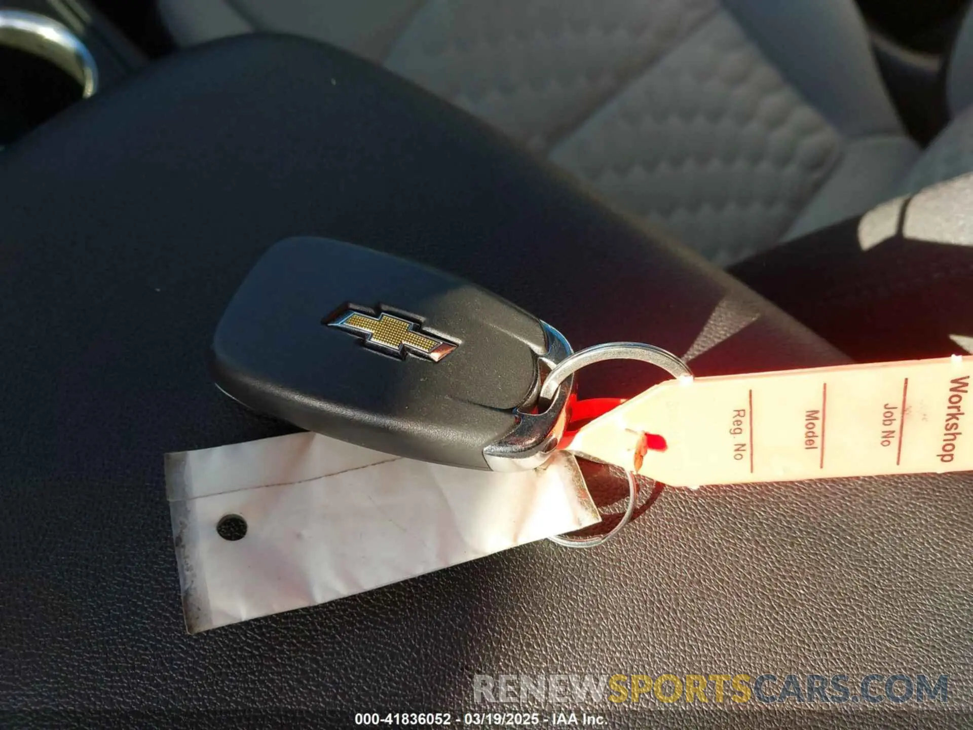 11 Photograph of a damaged car 3GNAXSEV4LS504720 CHEVROLET EQUINOX 2020