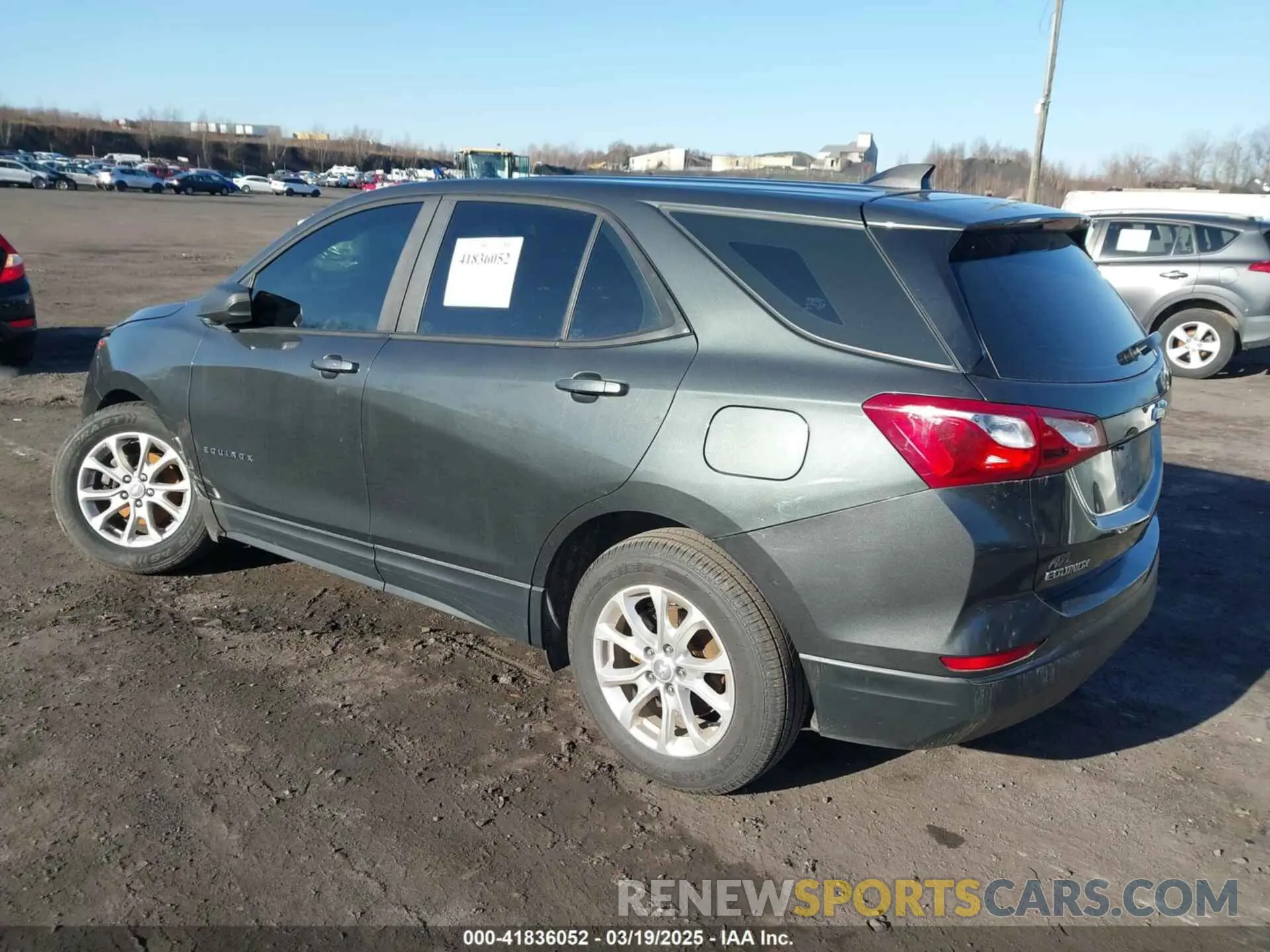 3 Photograph of a damaged car 3GNAXSEV4LS504720 CHEVROLET EQUINOX 2020