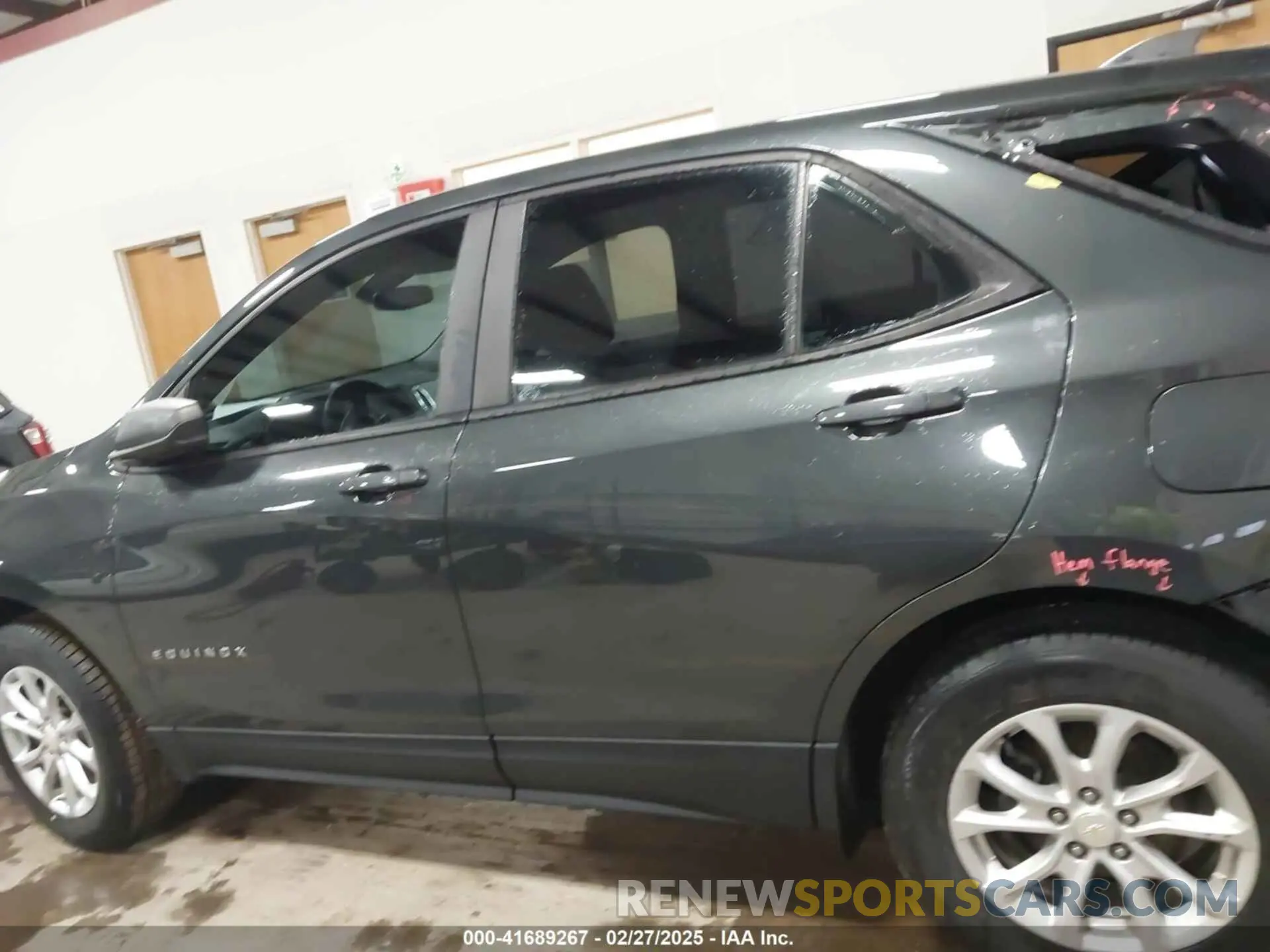 14 Photograph of a damaged car 3GNAXSEV4LS585766 CHEVROLET EQUINOX 2020