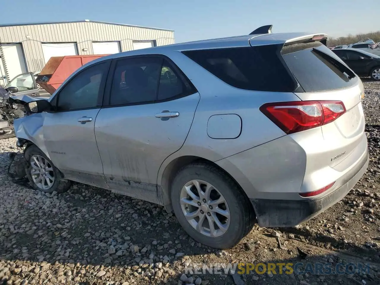 2 Photograph of a damaged car 3GNAXSEV5LS613851 CHEVROLET EQUINOX 2020