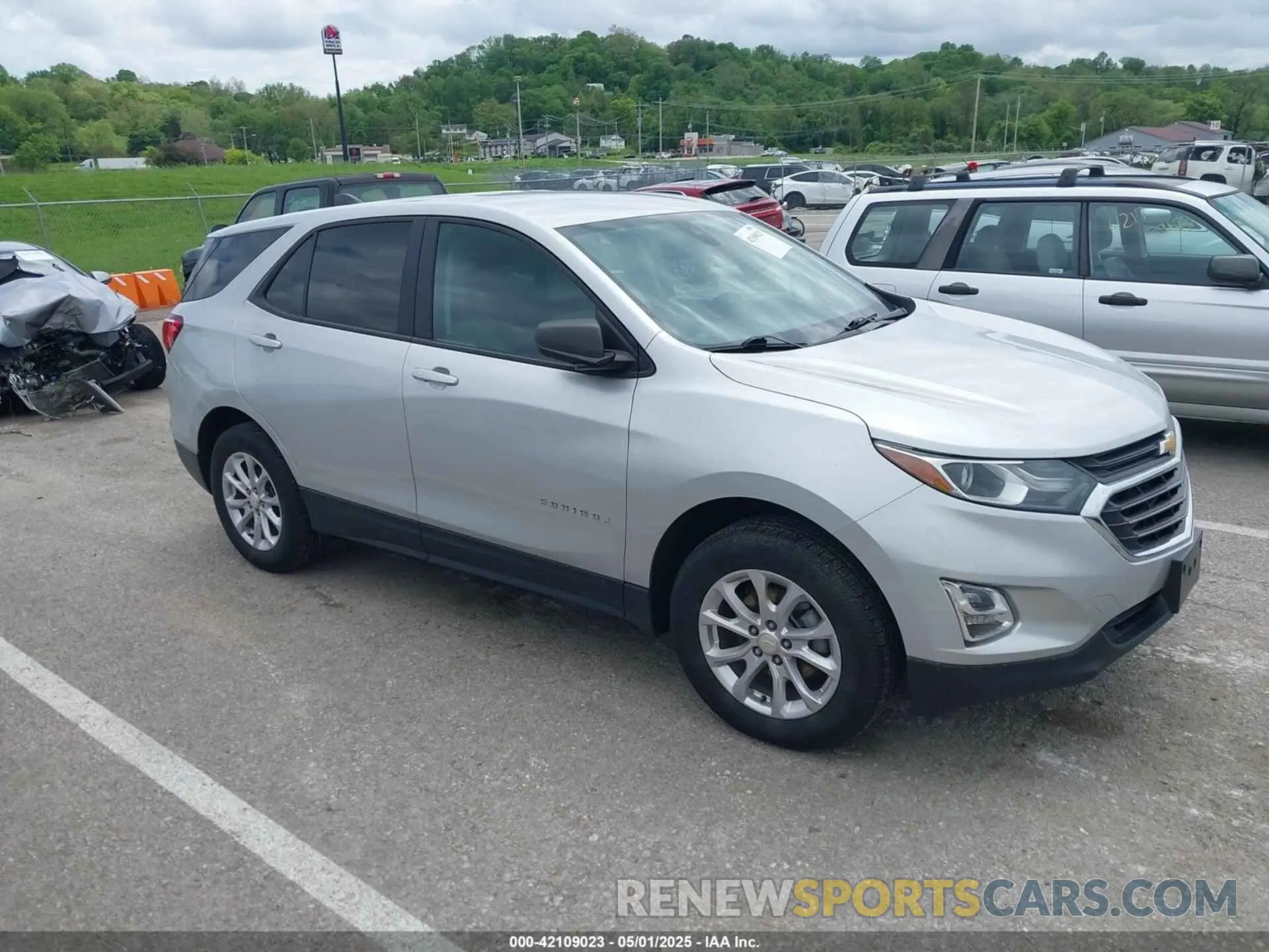 1 Photograph of a damaged car 3GNAXSEV6LS622896 CHEVROLET EQUINOX 2020