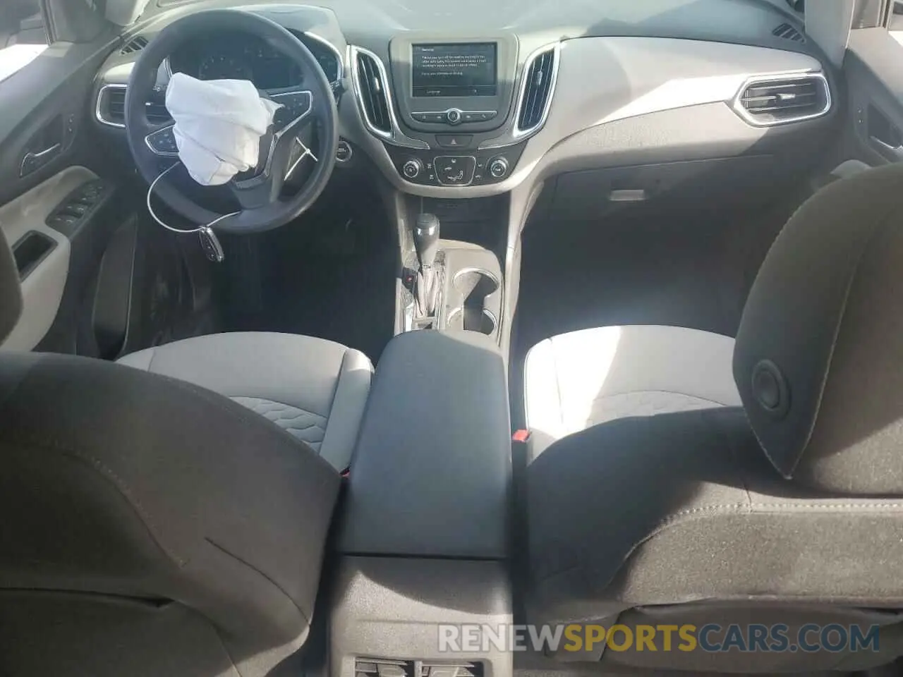 8 Photograph of a damaged car 3GNAXSEV6LS727406 CHEVROLET EQUINOX 2020