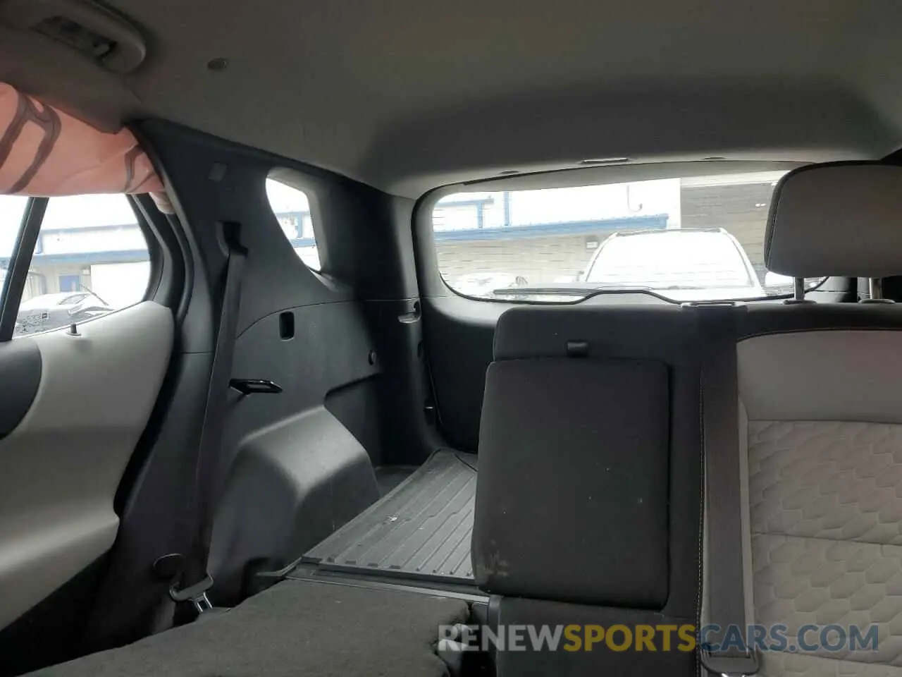 10 Photograph of a damaged car 3GNAXSEV7LS623412 CHEVROLET EQUINOX 2020