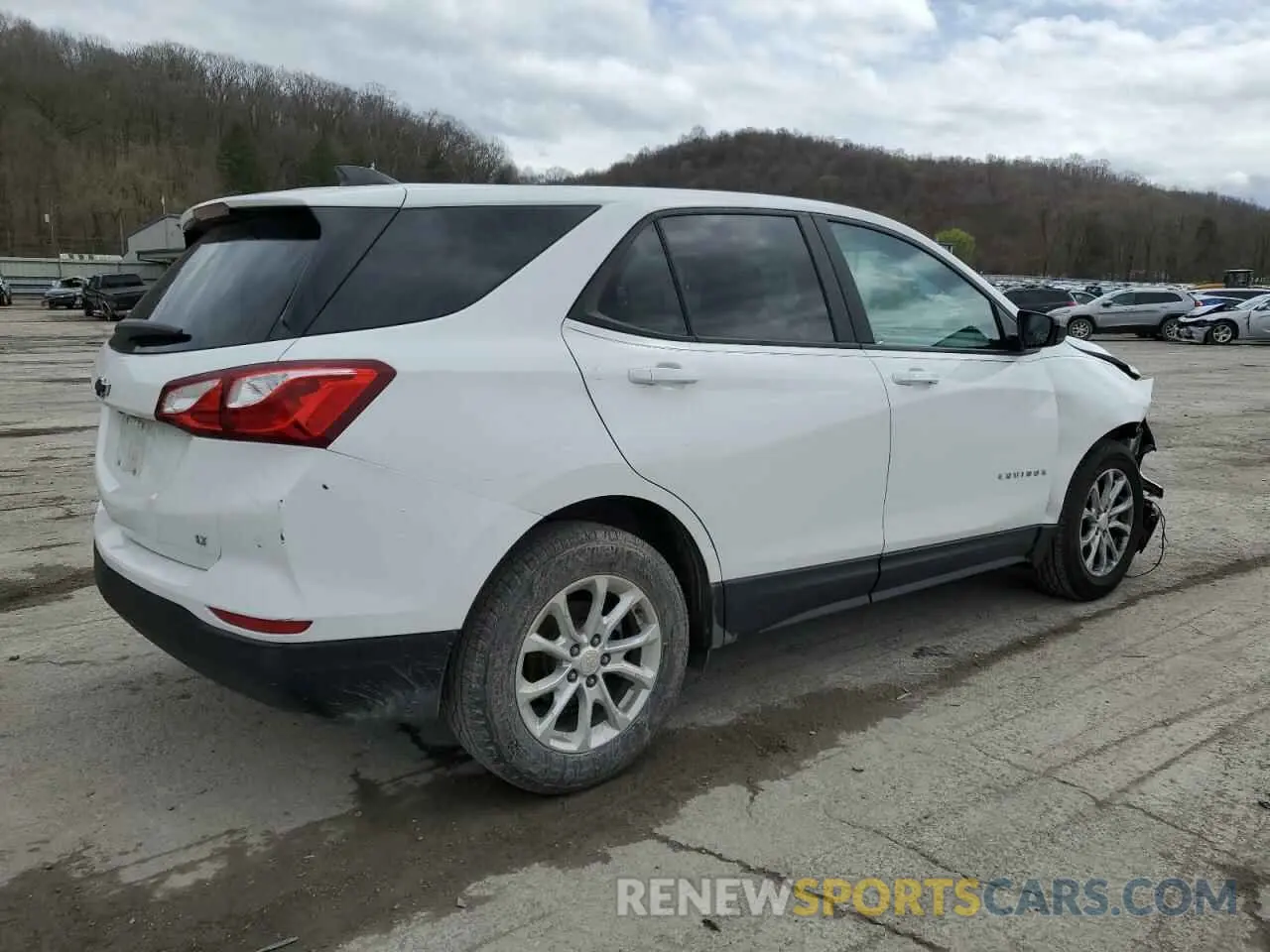 3 Photograph of a damaged car 3GNAXSEV7LS700182 CHEVROLET EQUINOX 2020