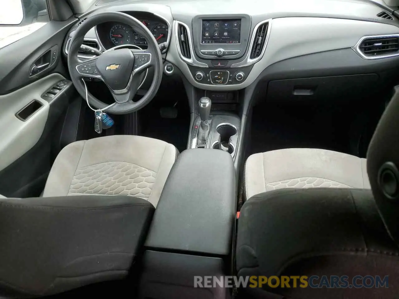 8 Photograph of a damaged car 3GNAXSEV7LS700182 CHEVROLET EQUINOX 2020