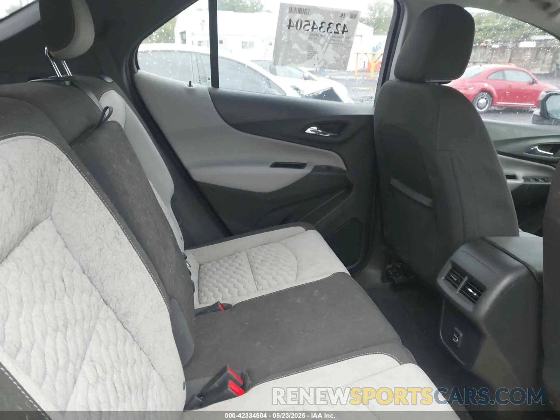 8 Photograph of a damaged car 3GNAXSEV8LS603458 CHEVROLET EQUINOX 2020