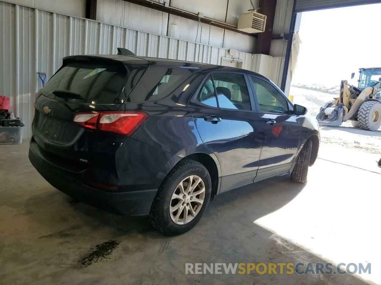 3 Photograph of a damaged car 3GNAXSEV8LS668908 CHEVROLET EQUINOX 2020
