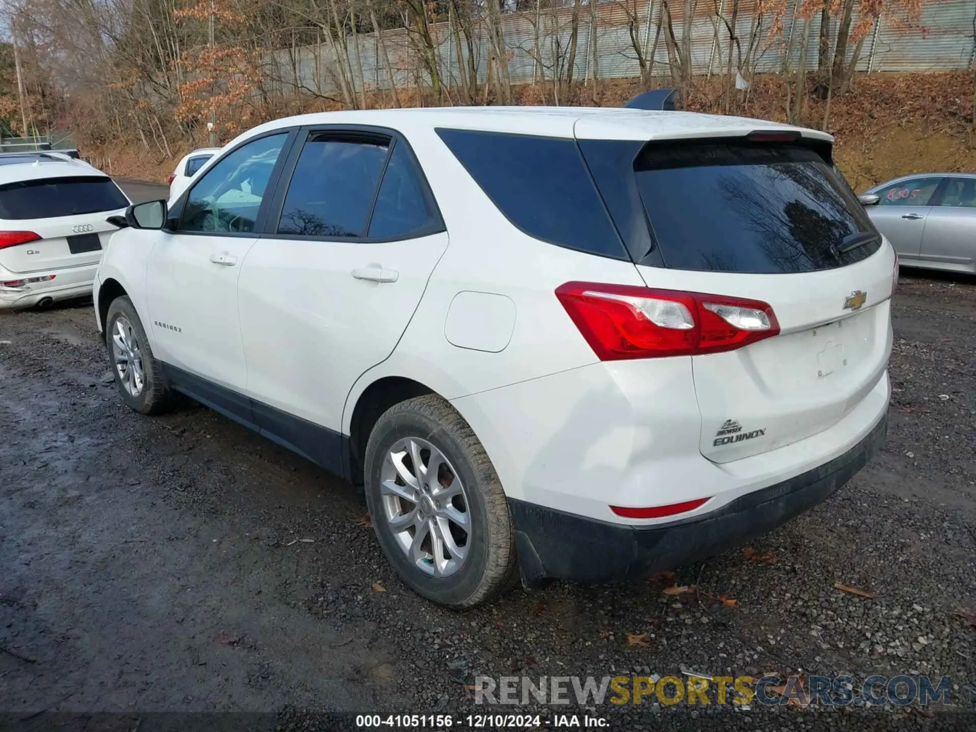 3 Photograph of a damaged car 3GNAXSEV9LS559566 CHEVROLET EQUINOX 2020