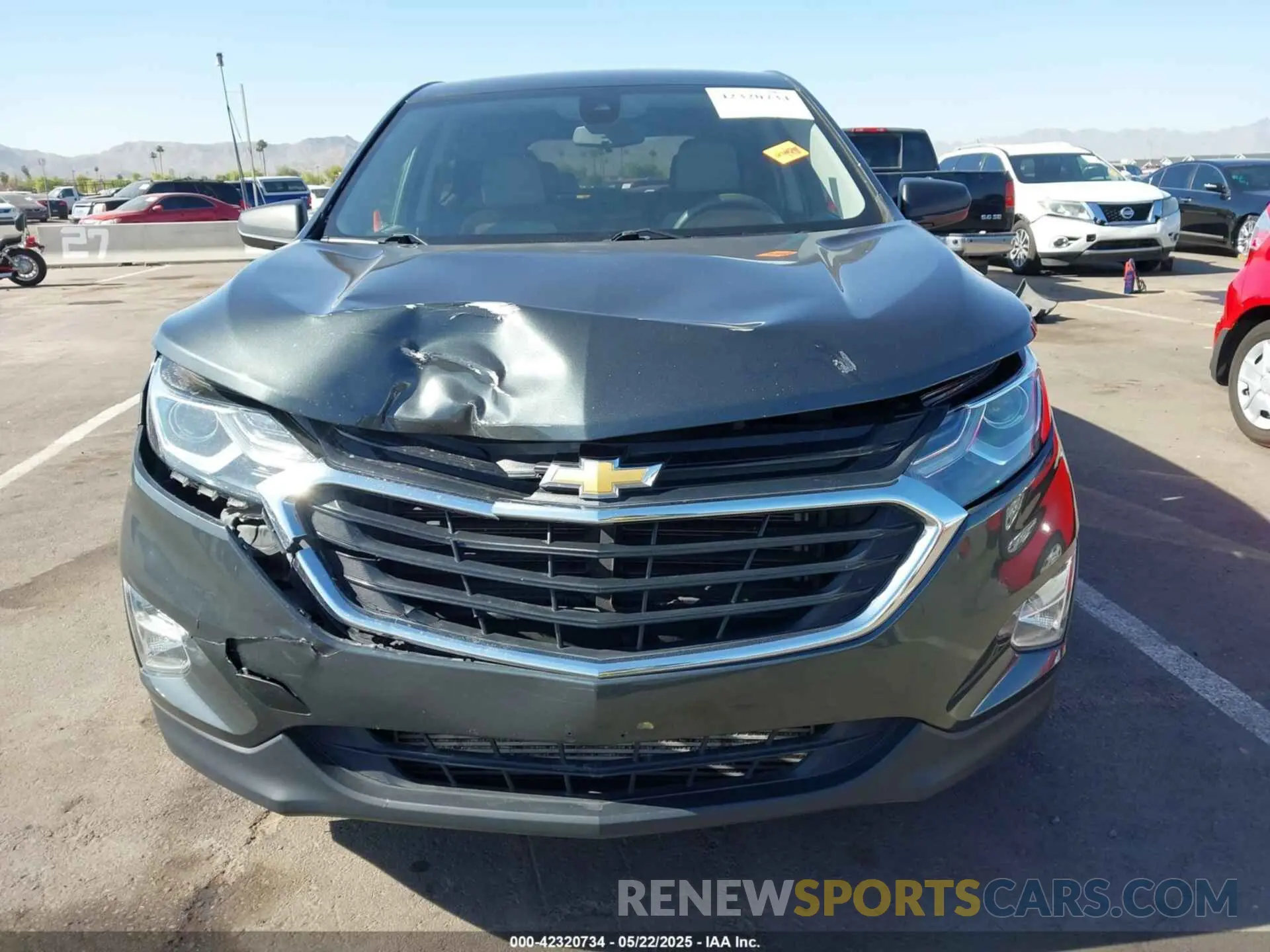 12 Photograph of a damaged car 3GNAXSEV9LS563651 CHEVROLET EQUINOX 2020