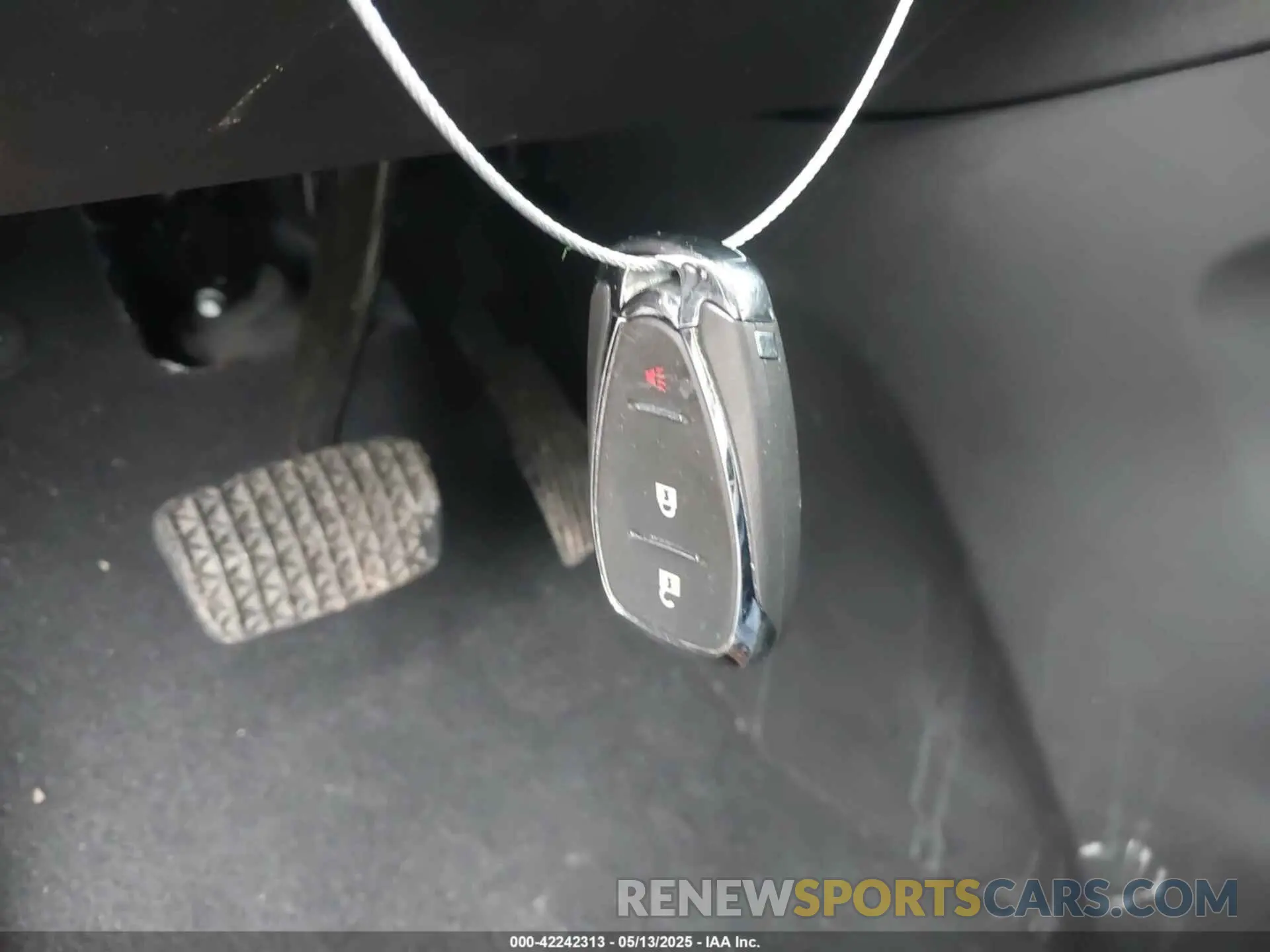 11 Photograph of a damaged car 3GNAXSEV9LS660980 CHEVROLET EQUINOX 2020