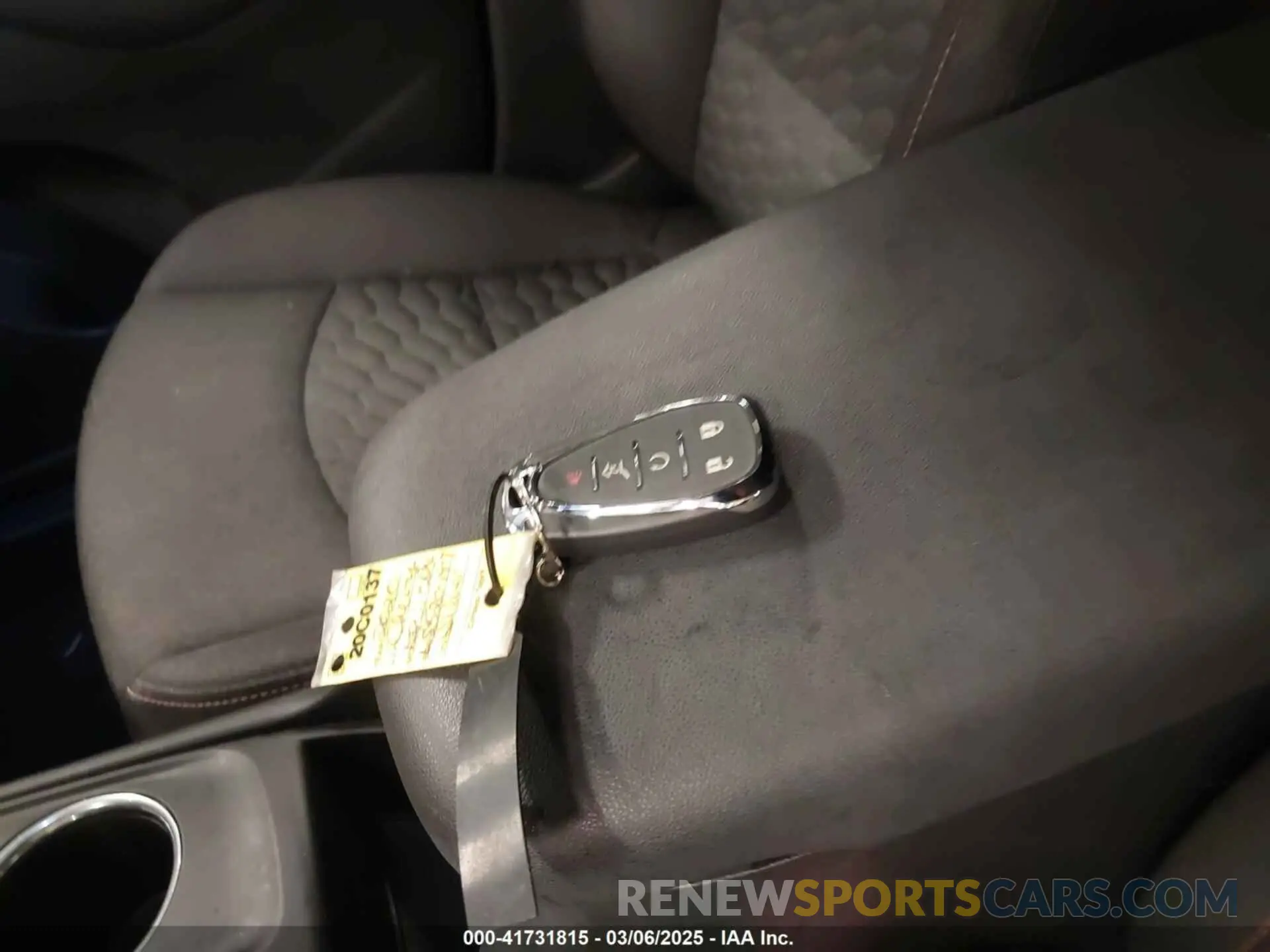 11 Photograph of a damaged car 3GNAXTEV1LS520797 CHEVROLET EQUINOX 2020