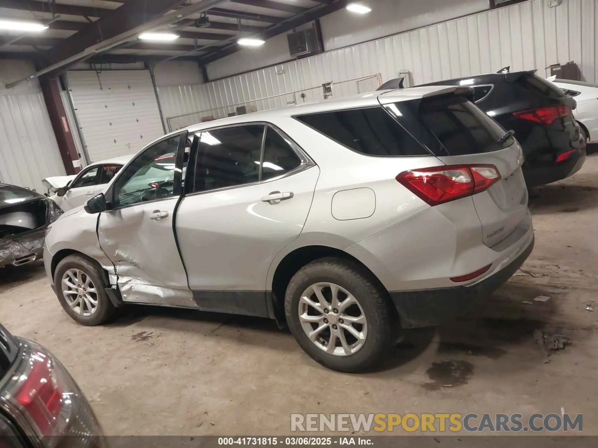 14 Photograph of a damaged car 3GNAXTEV1LS520797 CHEVROLET EQUINOX 2020