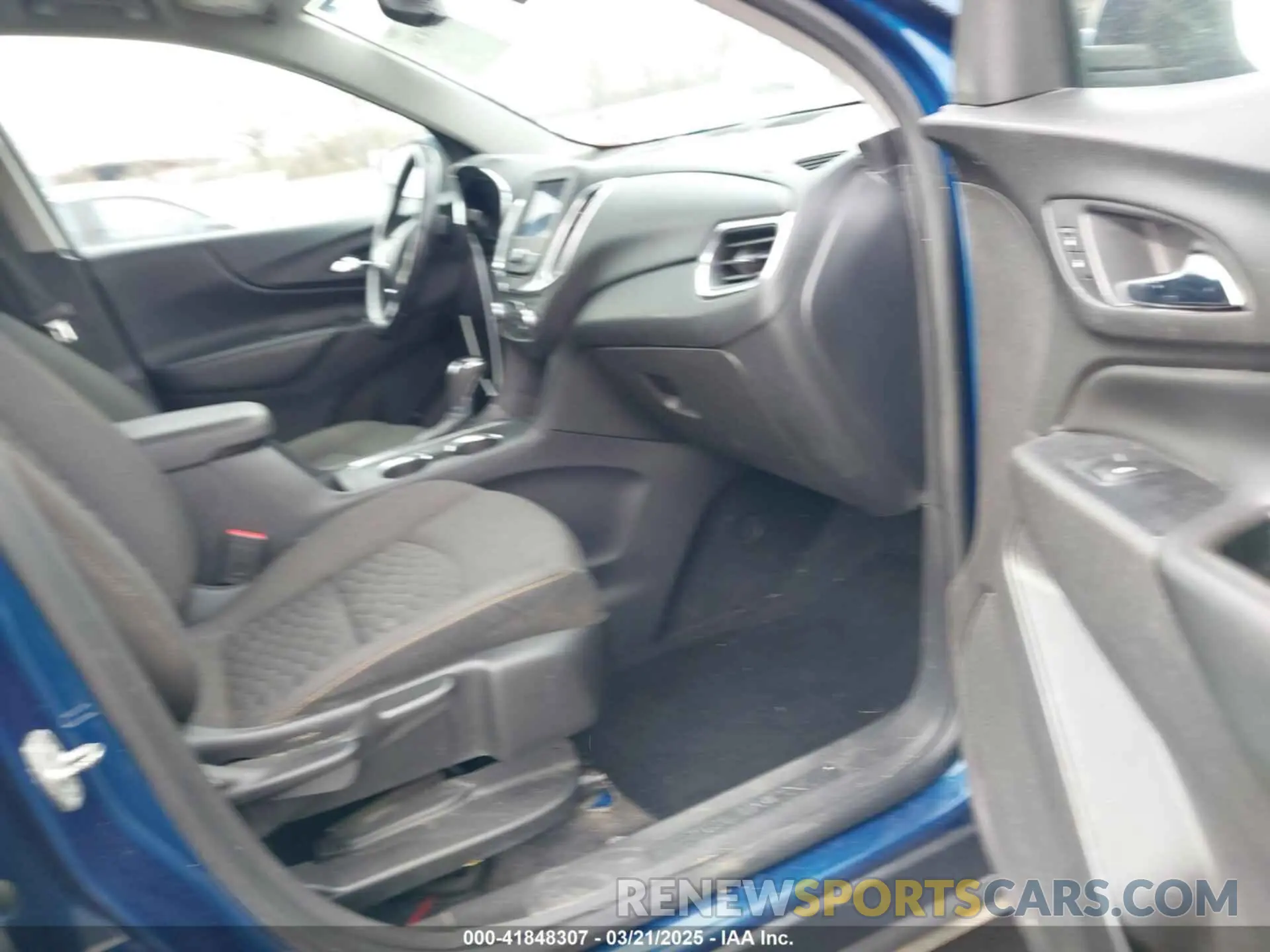5 Photograph of a damaged car 3GNAXTEV2LL122265 CHEVROLET EQUINOX 2020