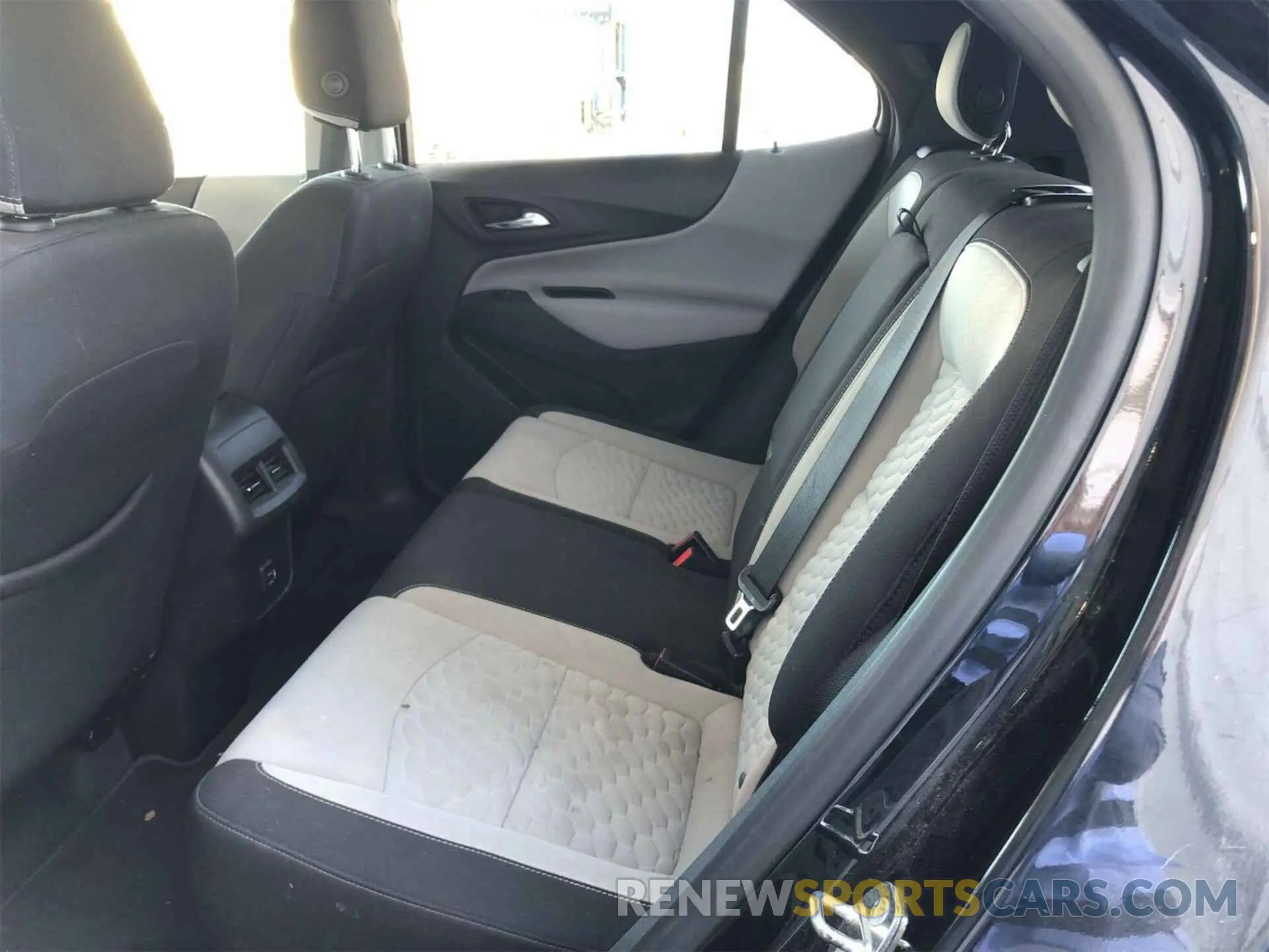 13 Photograph of a damaged car 3GNAXTEV2LS729398 CHEVROLET EQUINOX 2020