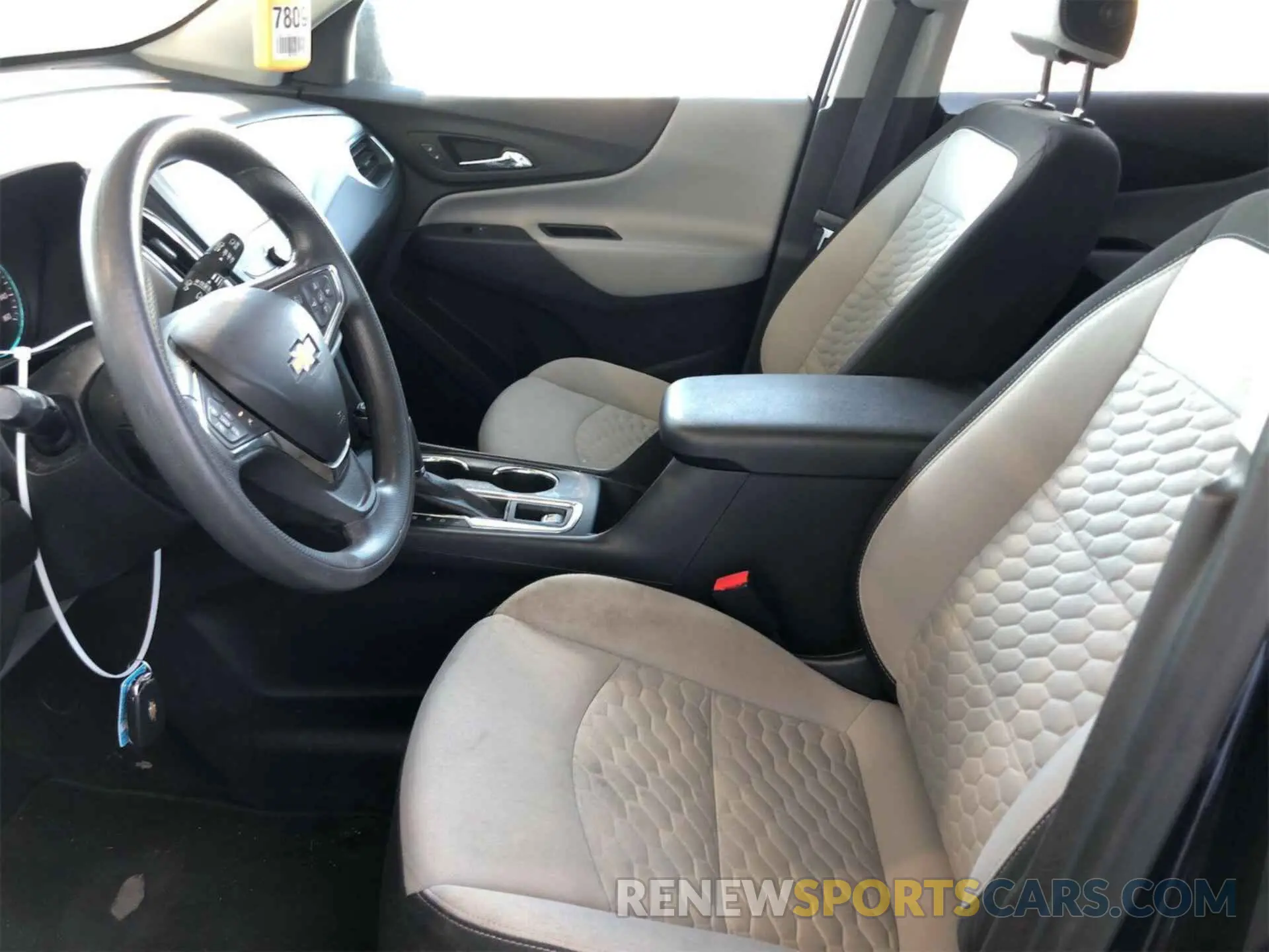 30 Photograph of a damaged car 3GNAXTEV2LS729398 CHEVROLET EQUINOX 2020