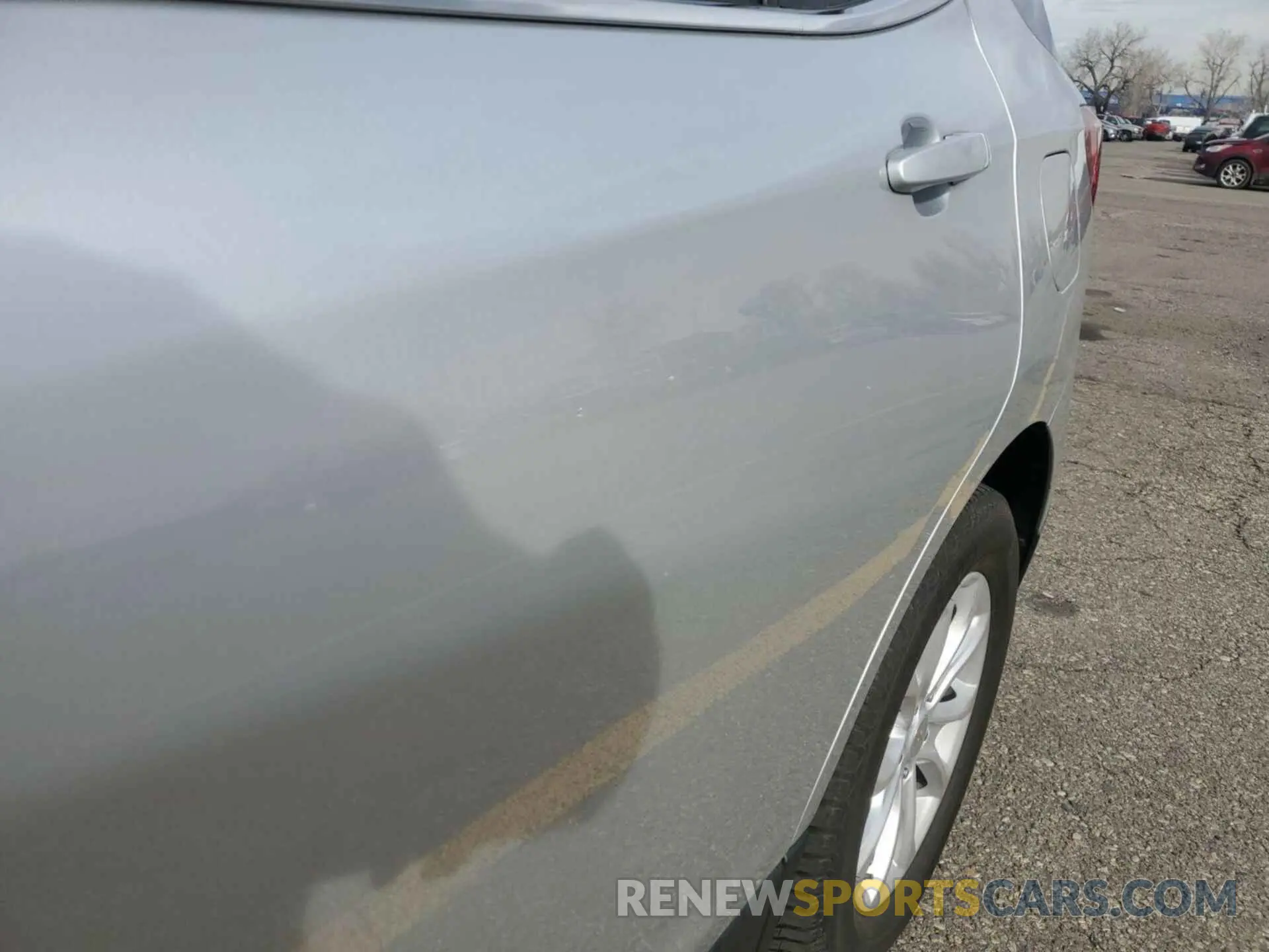 18 Photograph of a damaged car 3GNAXTEV2LS729711 CHEVROLET EQUINOX 2020