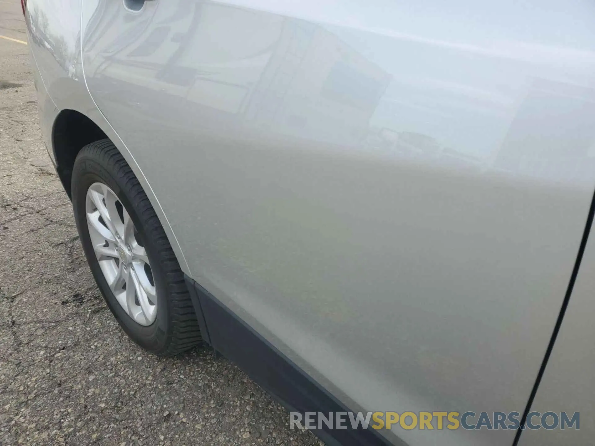 2 Photograph of a damaged car 3GNAXTEV2LS729711 CHEVROLET EQUINOX 2020