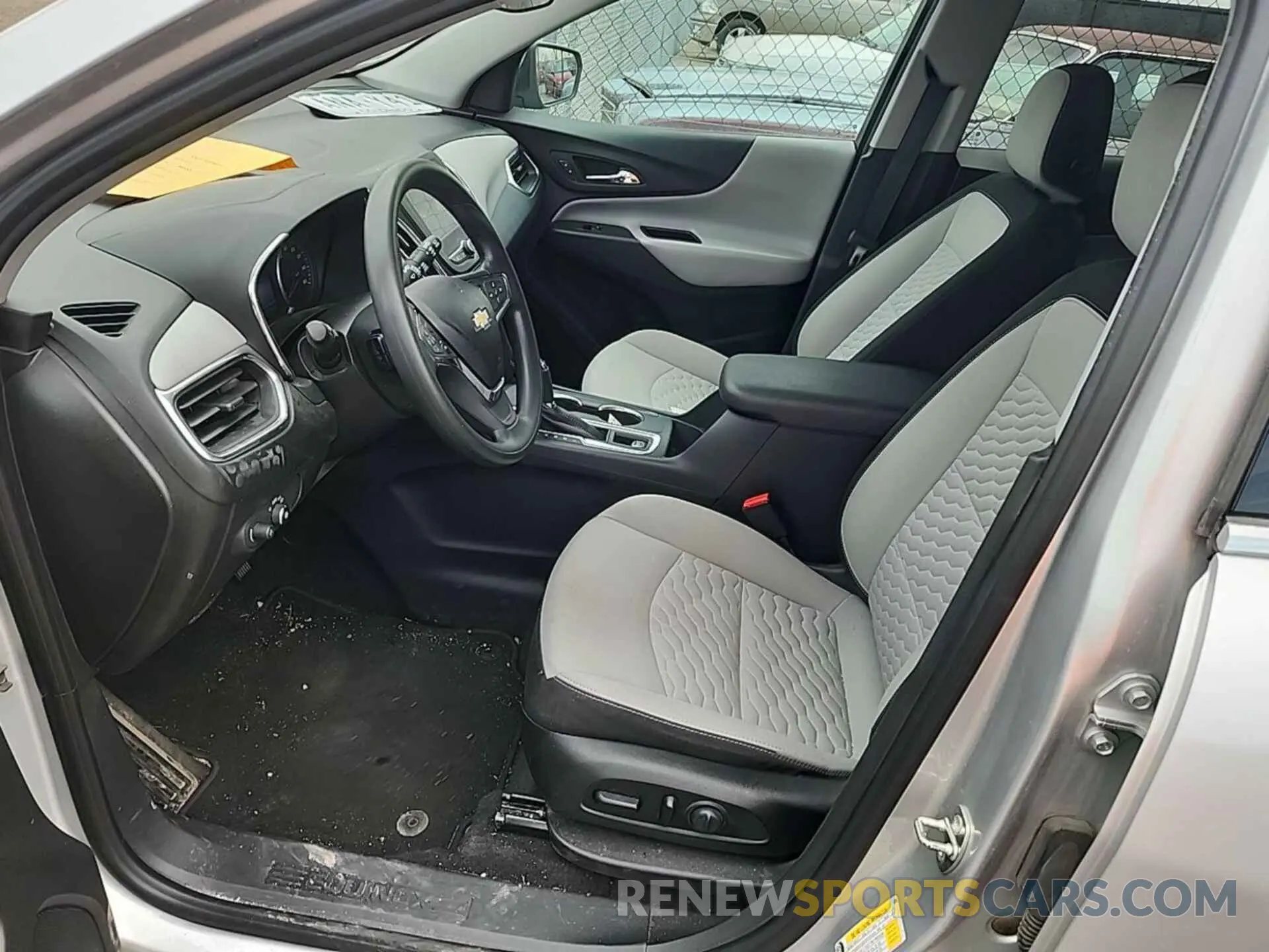7 Photograph of a damaged car 3GNAXTEV2LS729711 CHEVROLET EQUINOX 2020