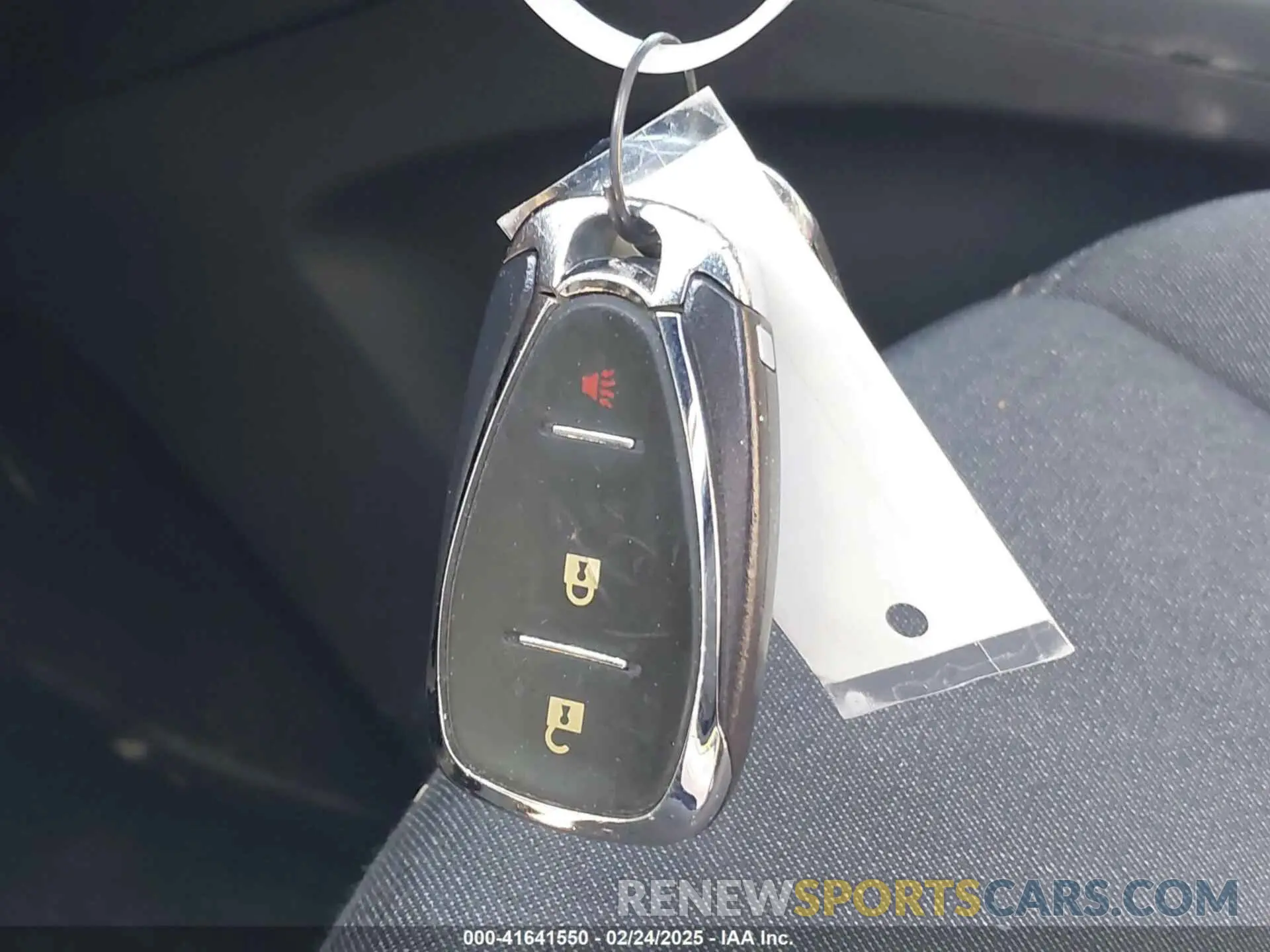 11 Photograph of a damaged car 3GNAXTEV7LS720289 CHEVROLET EQUINOX 2020