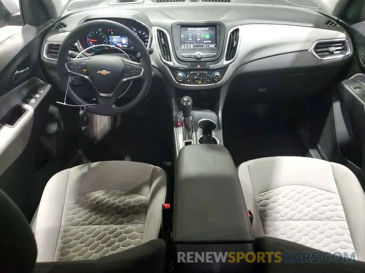 8 Photograph of a damaged car 3GNAXTEV7LS721362 CHEVROLET EQUINOX 2020
