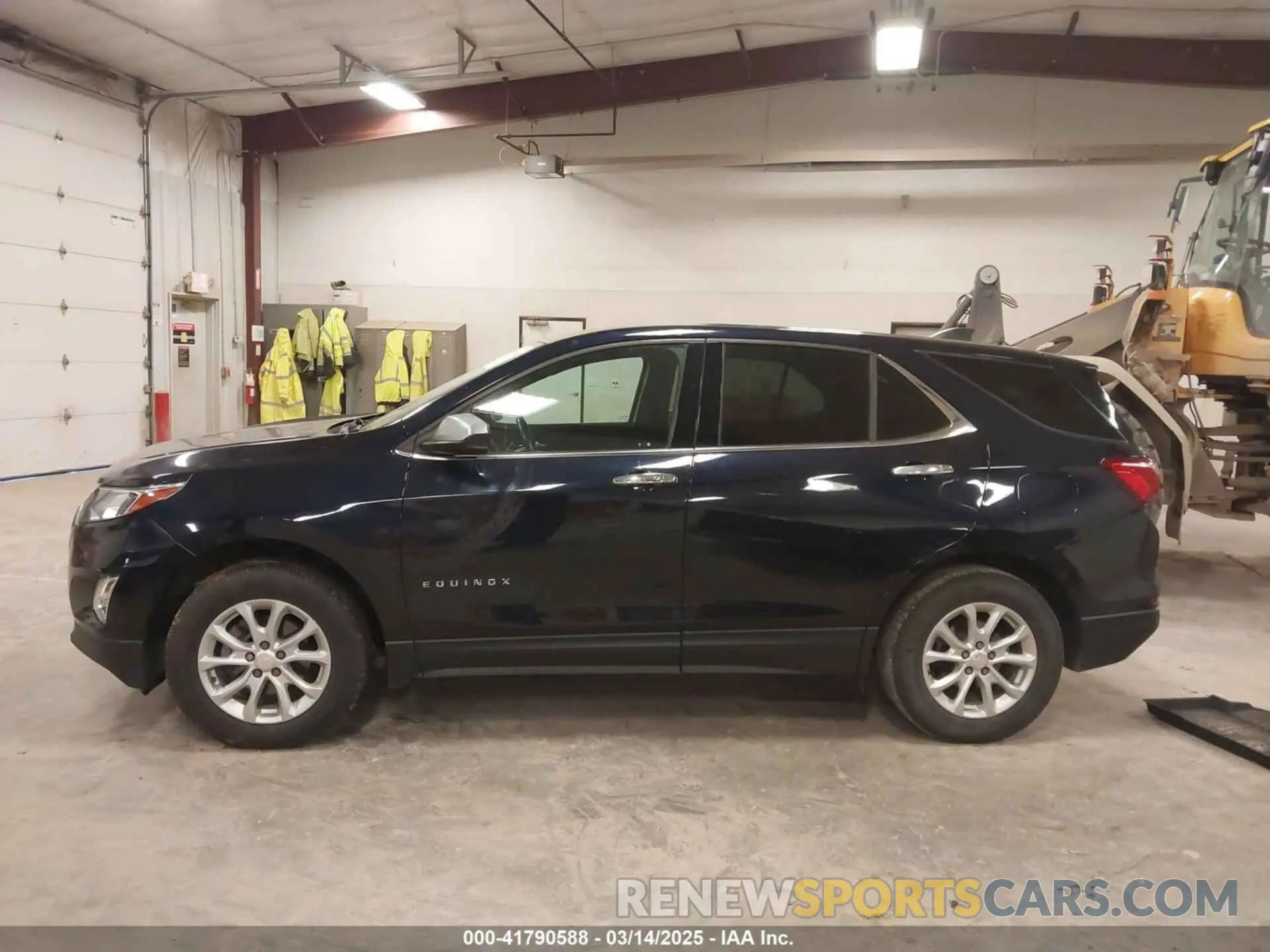 14 Photograph of a damaged car 3GNAXTEV8LS601344 CHEVROLET EQUINOX 2020