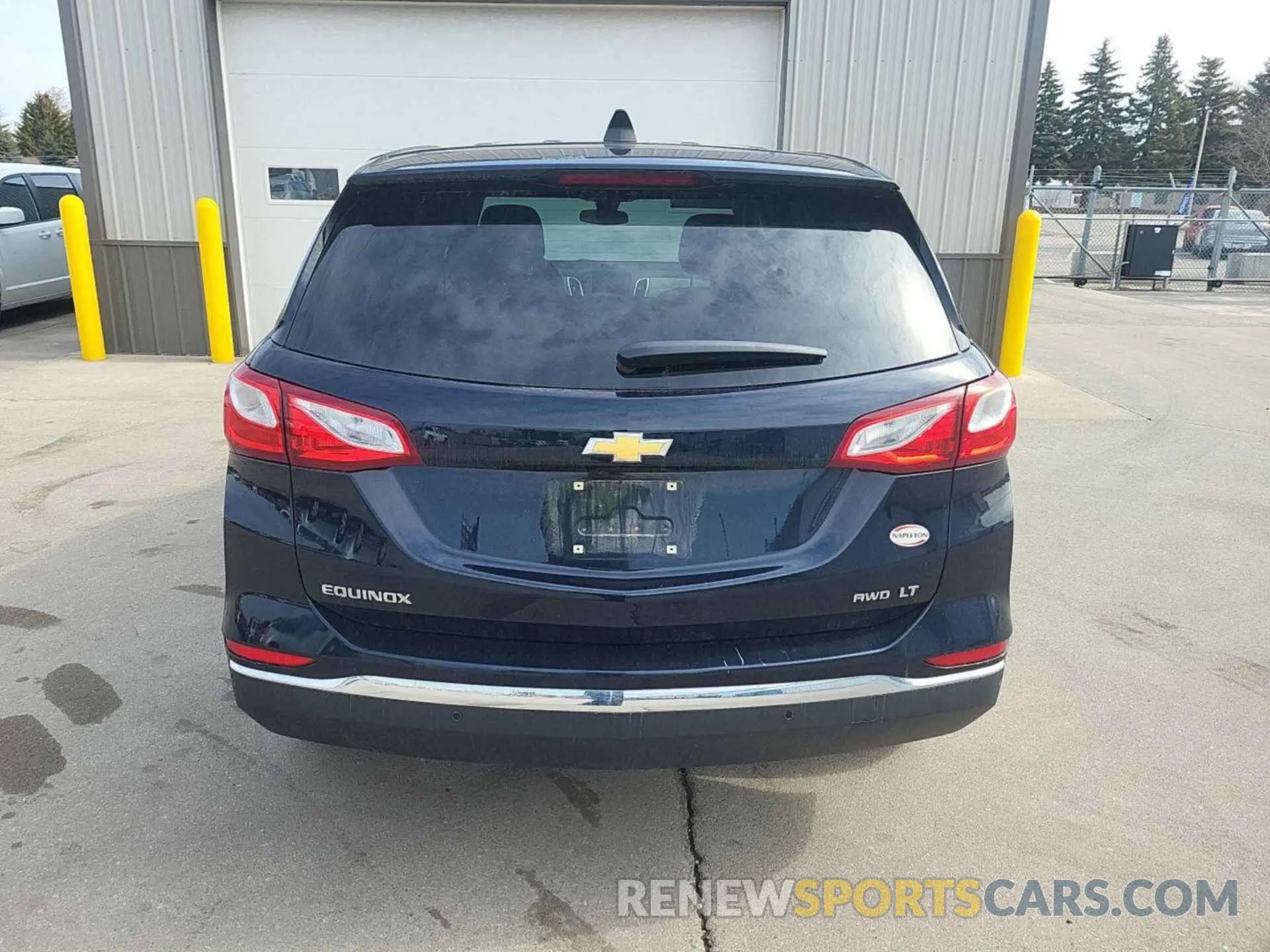 21 Photograph of a damaged car 3GNAXTEV8LS725548 CHEVROLET EQUINOX 2020