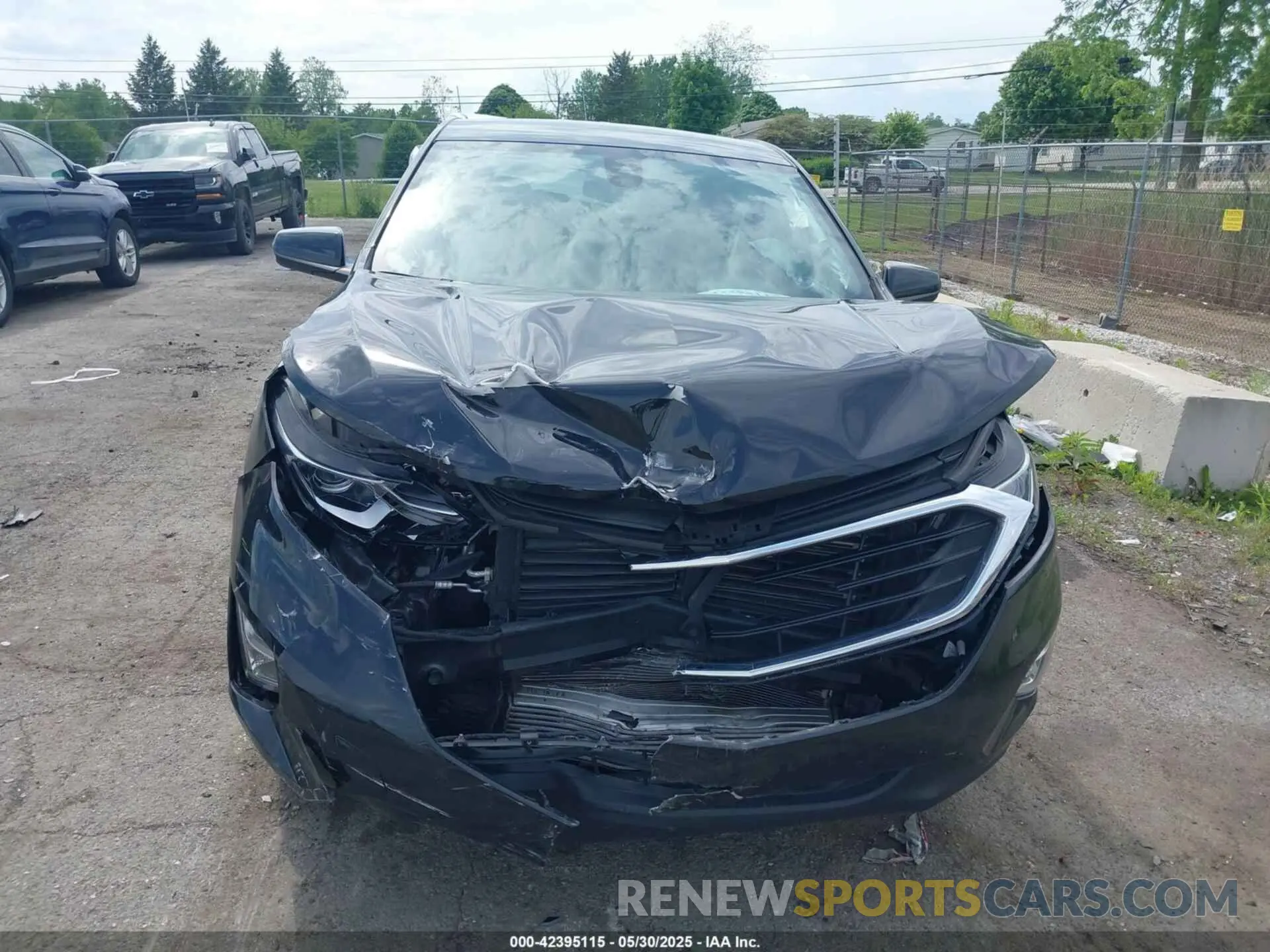 12 Photograph of a damaged car 3GNAXTEV9LL307641 CHEVROLET EQUINOX 2020