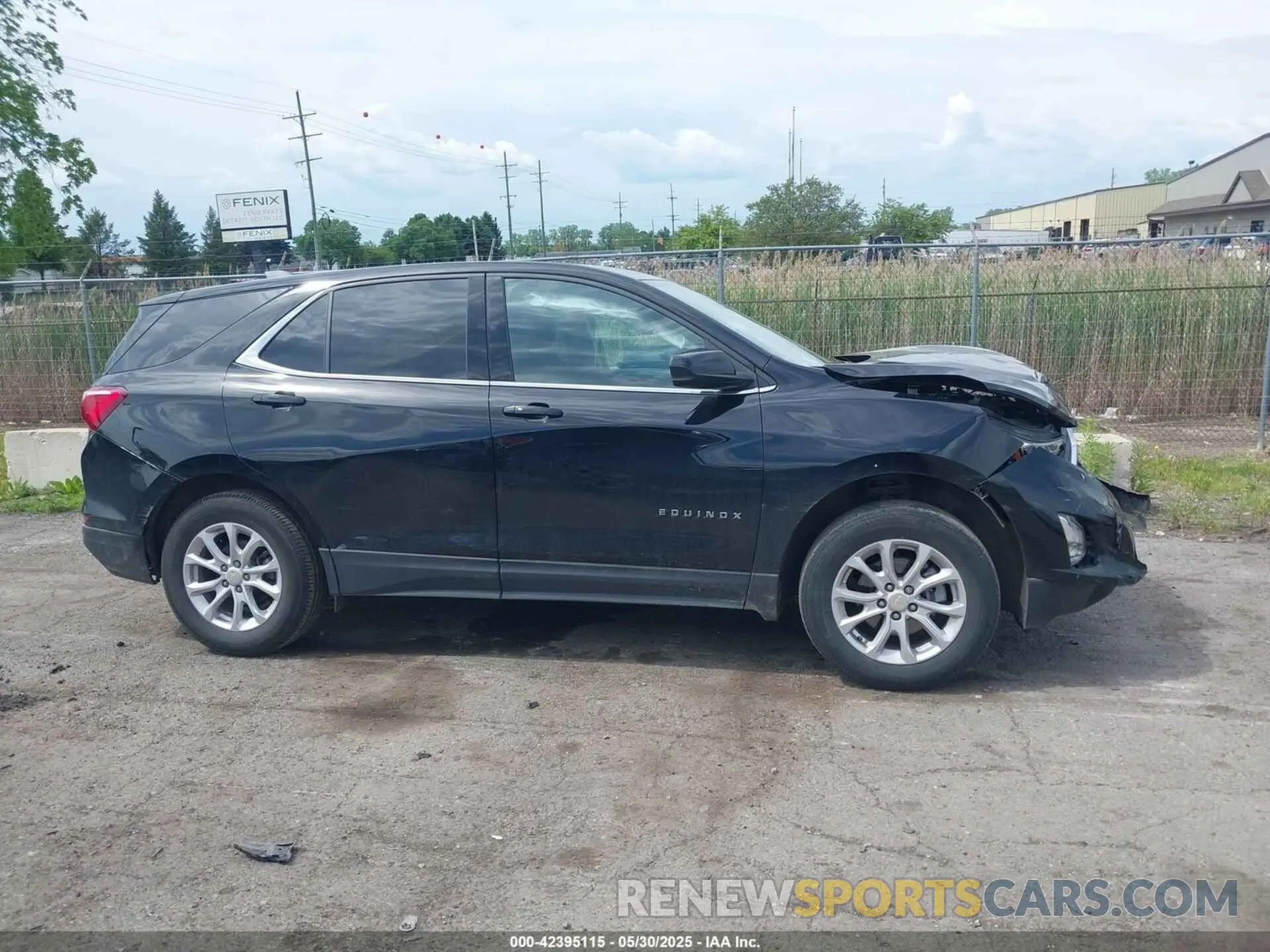13 Photograph of a damaged car 3GNAXTEV9LL307641 CHEVROLET EQUINOX 2020