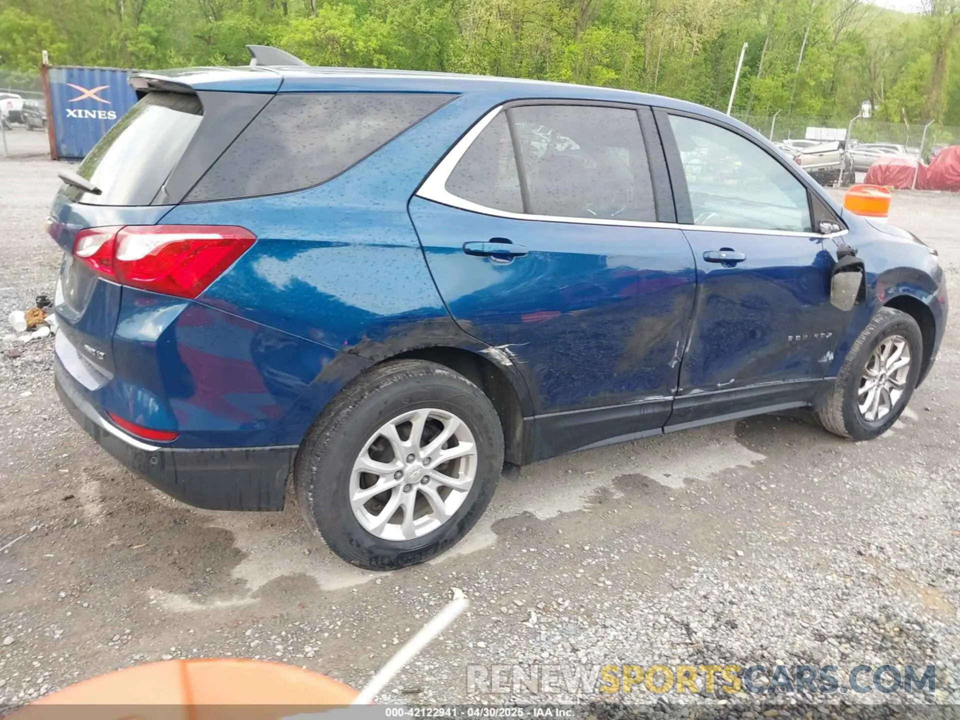 4 Photograph of a damaged car 3GNAXUEV0LL264829 CHEVROLET EQUINOX 2020