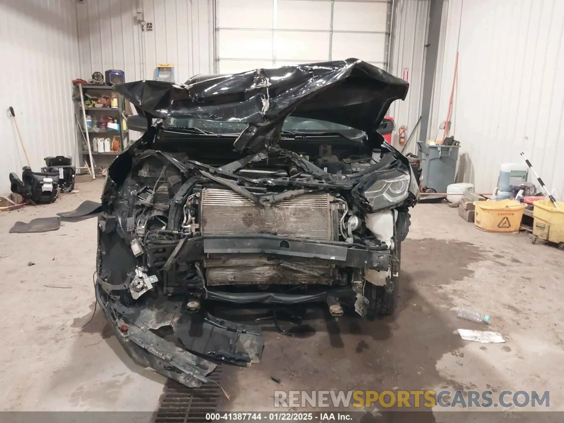 13 Photograph of a damaged car 3GNAXUEV0LL293831 CHEVROLET EQUINOX 2020