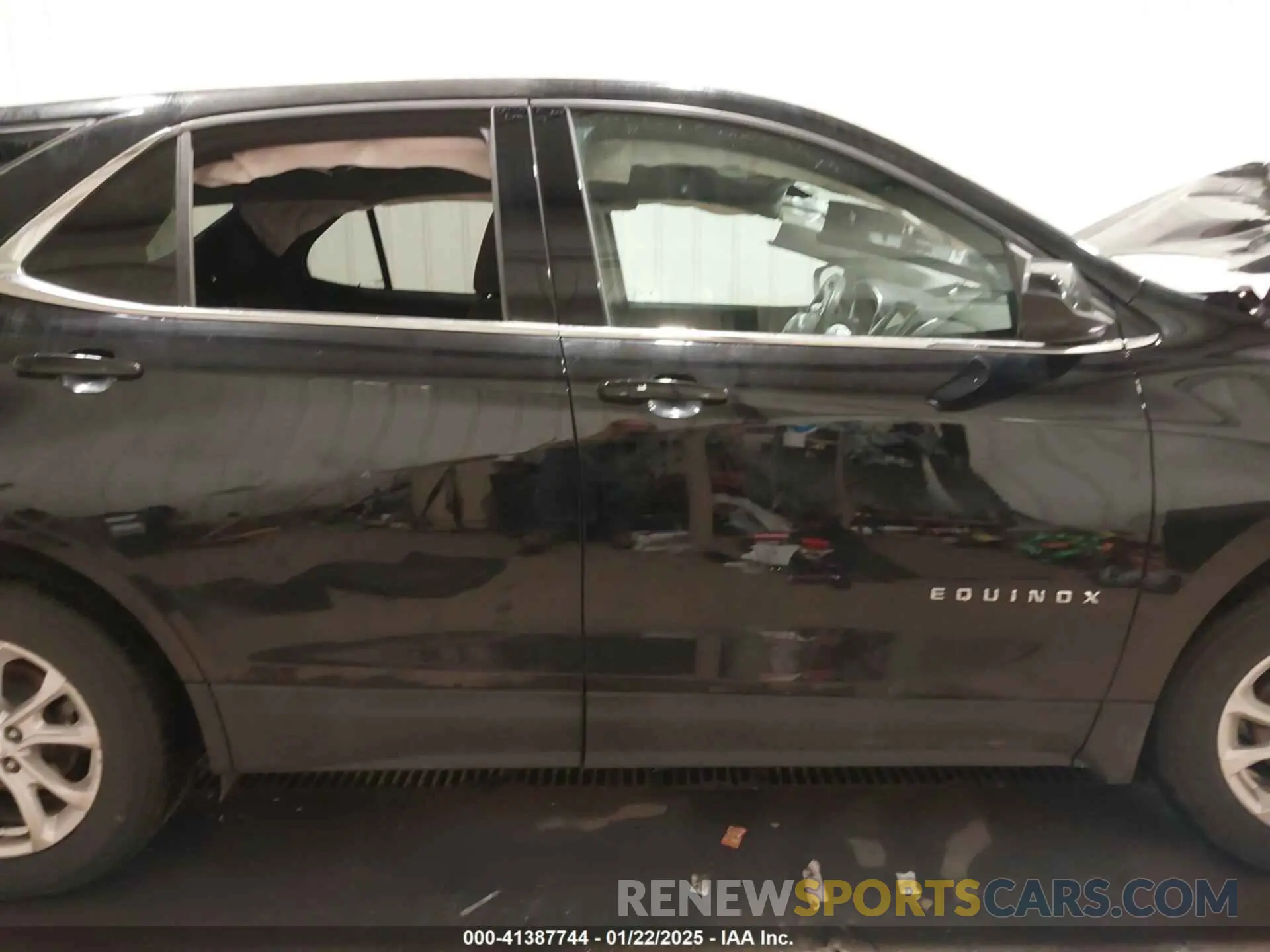 14 Photograph of a damaged car 3GNAXUEV0LL293831 CHEVROLET EQUINOX 2020