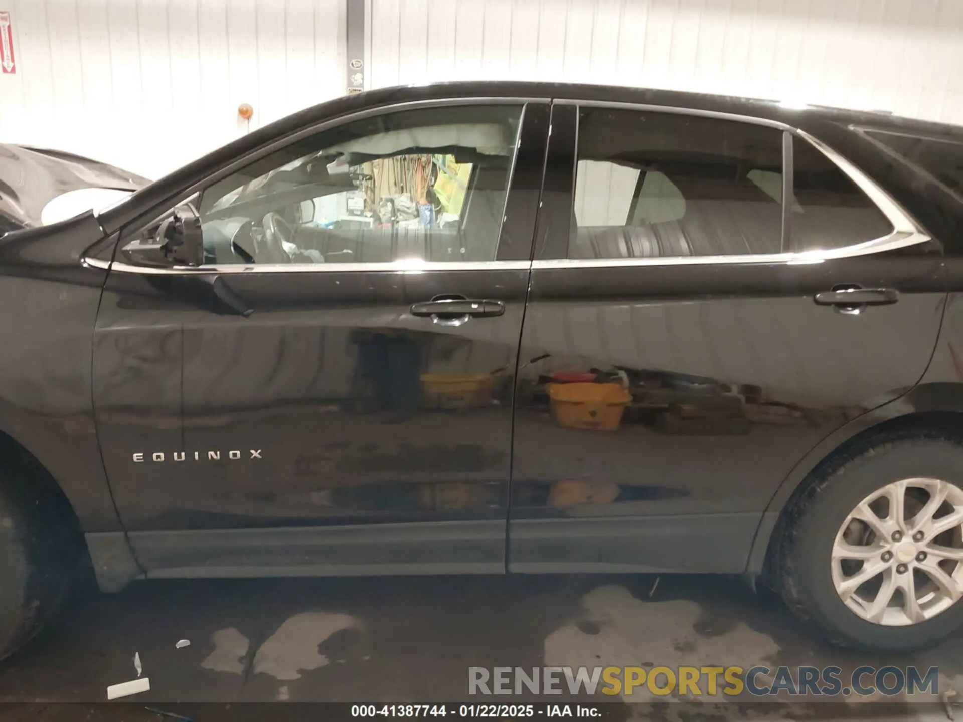 15 Photograph of a damaged car 3GNAXUEV0LL293831 CHEVROLET EQUINOX 2020