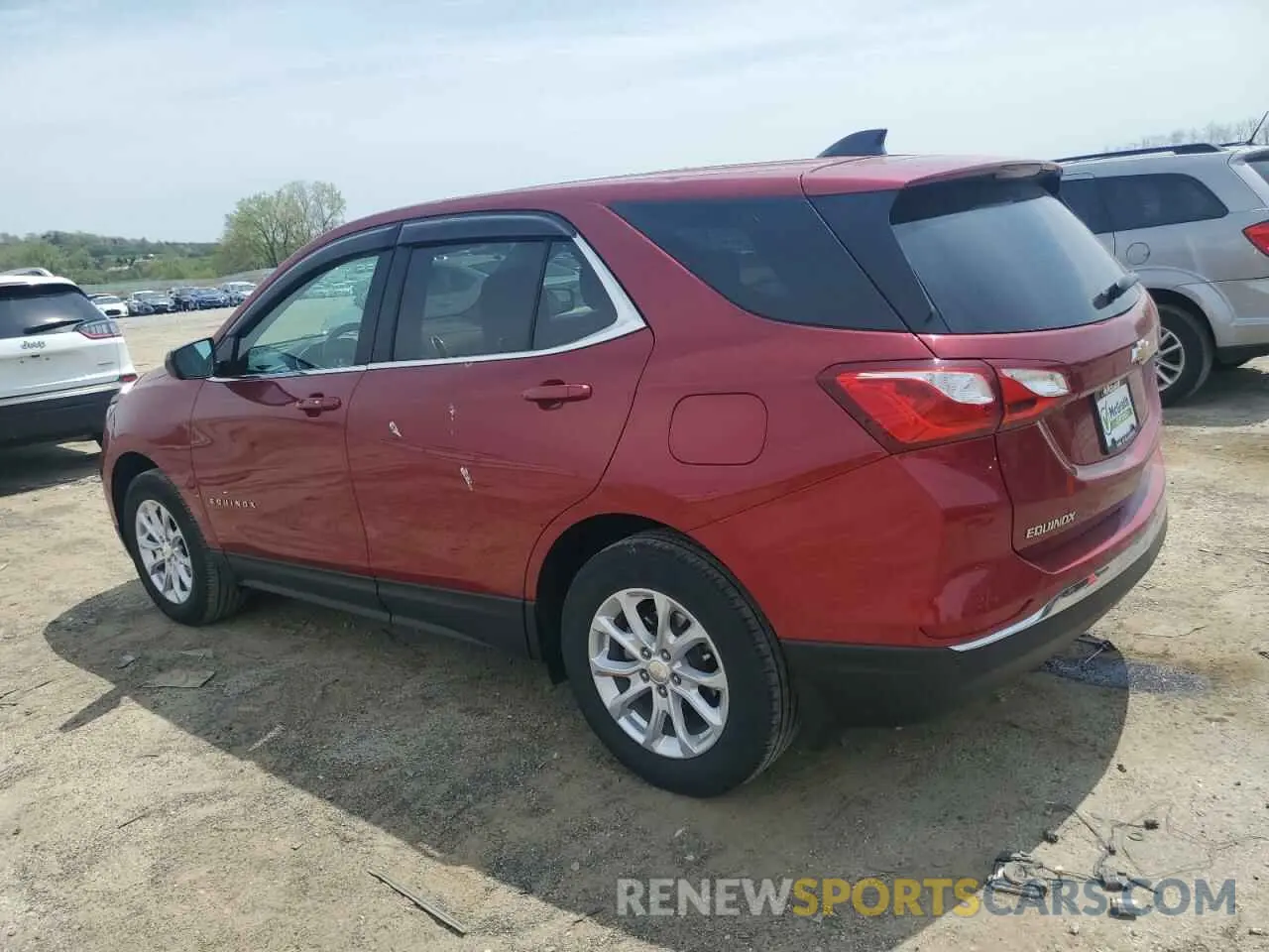2 Photograph of a damaged car 3GNAXUEV0LS657722 CHEVROLET EQUINOX 2020