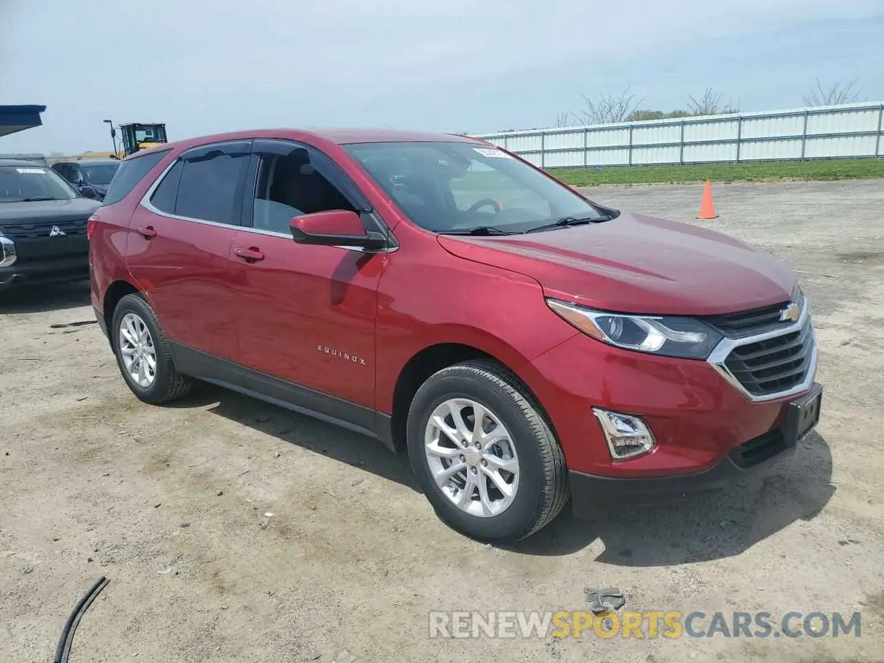 4 Photograph of a damaged car 3GNAXUEV0LS657722 CHEVROLET EQUINOX 2020