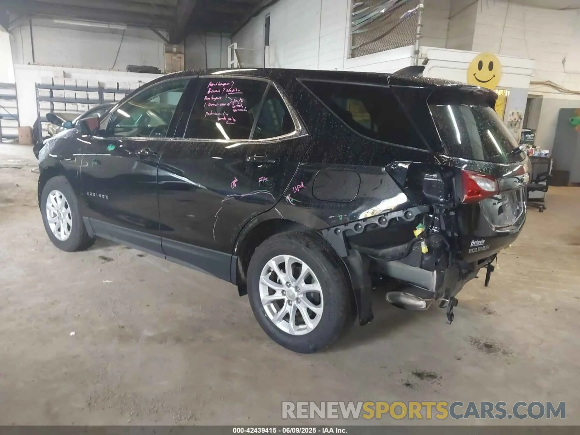 3 Photograph of a damaged car 3GNAXUEV1LL316355 CHEVROLET EQUINOX 2020