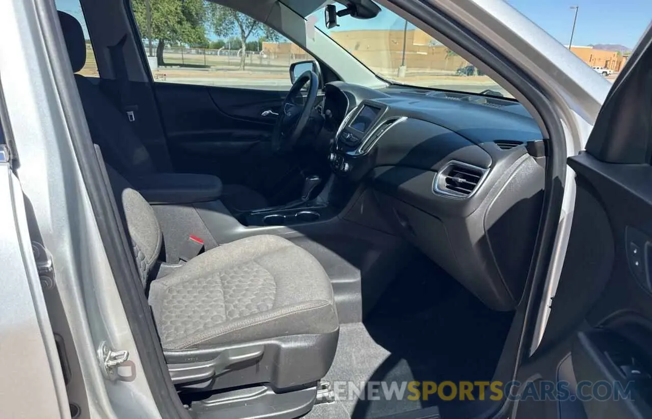 5 Photograph of a damaged car 3GNAXUEV1LS516576 CHEVROLET EQUINOX 2020