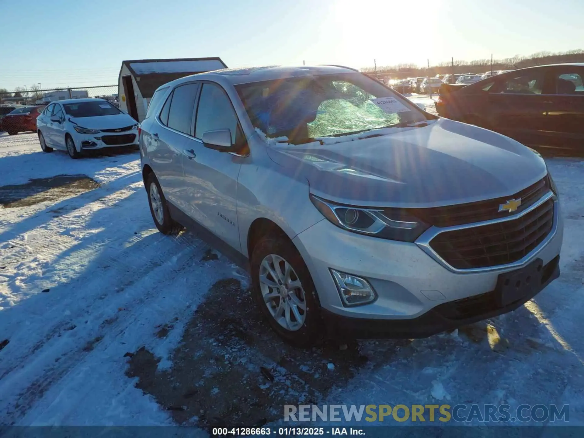 1 Photograph of a damaged car 3GNAXUEV1LS569813 CHEVROLET EQUINOX 2020