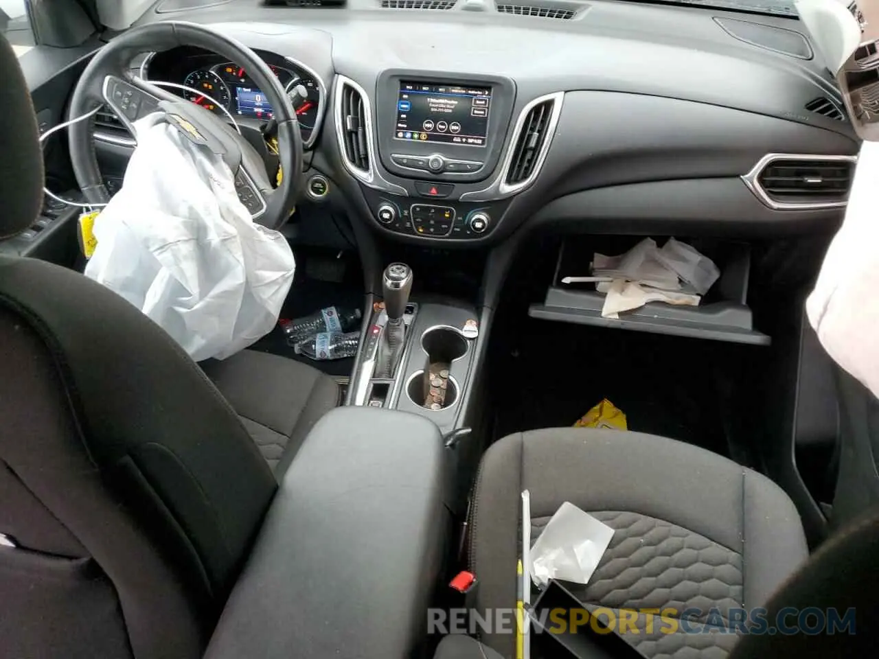 8 Photograph of a damaged car 3GNAXUEV1LS661830 CHEVROLET EQUINOX 2020