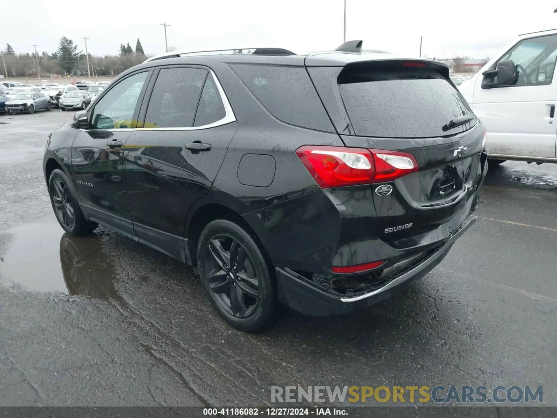 3 Photograph of a damaged car 3GNAXUEV2LL162674 CHEVROLET EQUINOX 2020