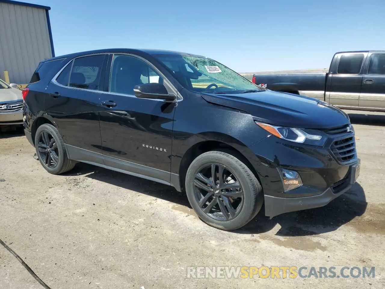 4 Photograph of a damaged car 3GNAXUEV2LL340499 CHEVROLET EQUINOX 2020