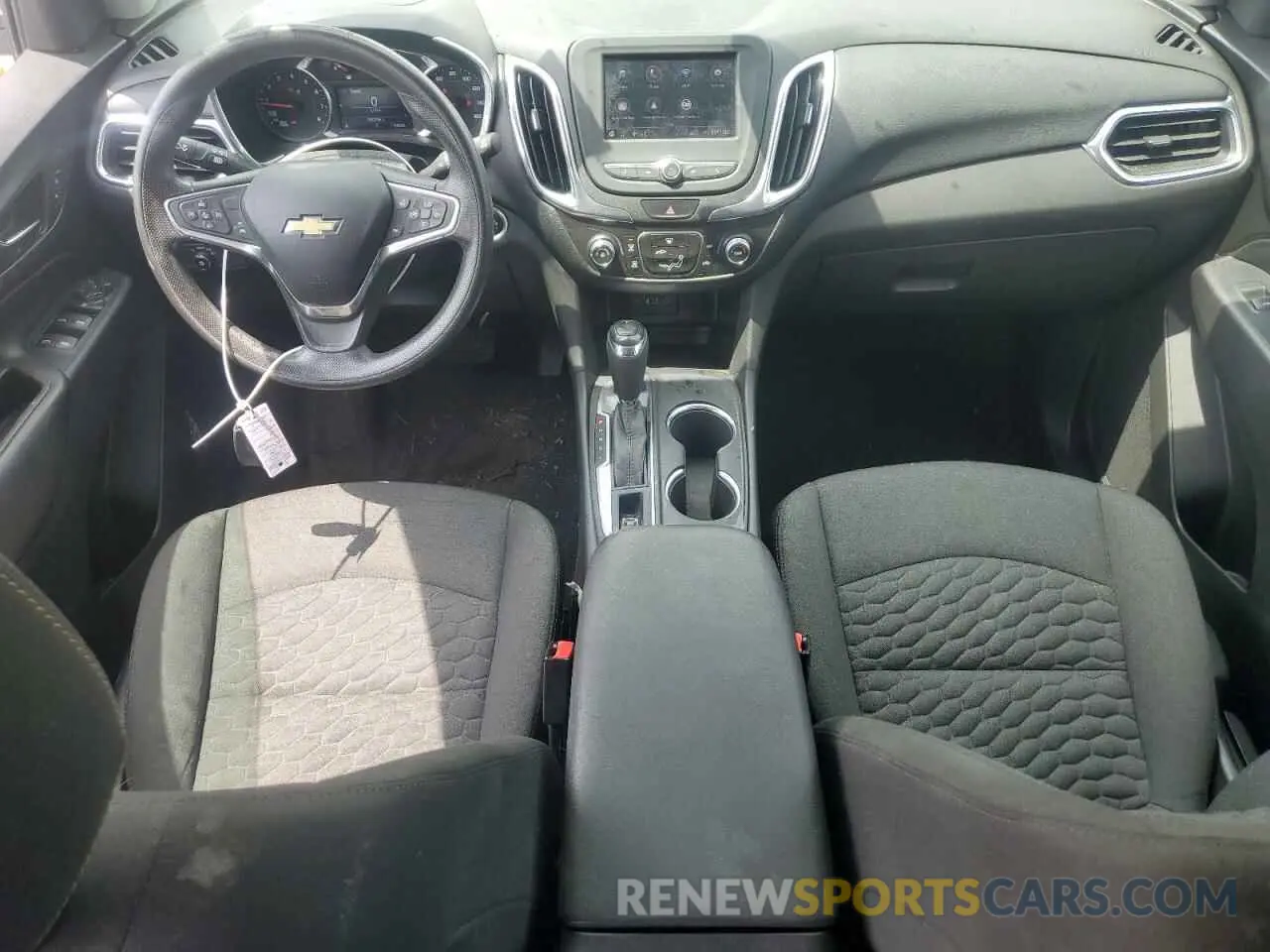 8 Photograph of a damaged car 3GNAXUEV2LS524170 CHEVROLET EQUINOX 2020
