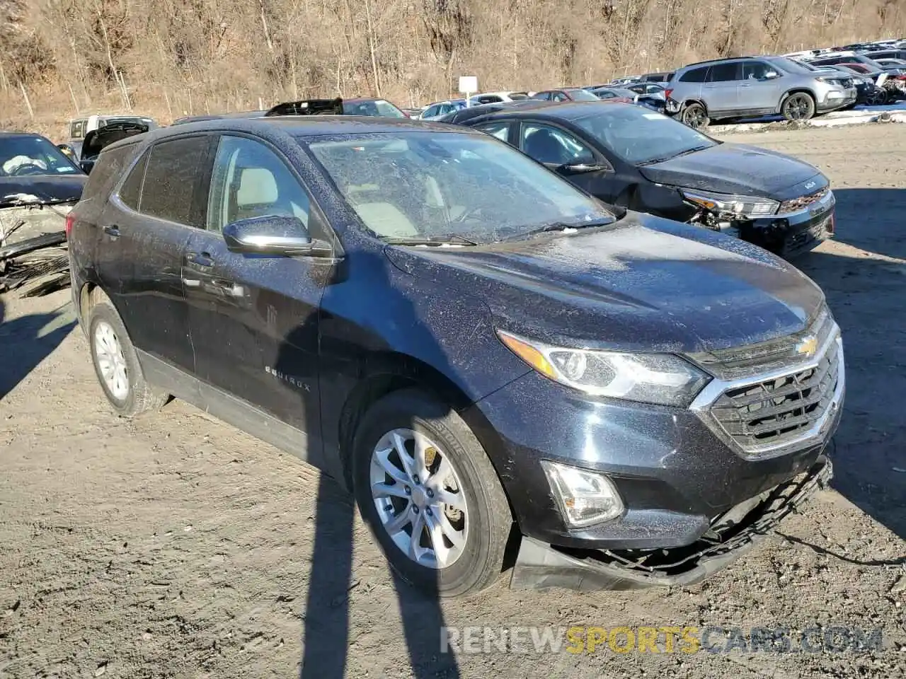 4 Photograph of a damaged car 3GNAXUEV3LS540782 CHEVROLET EQUINOX 2020