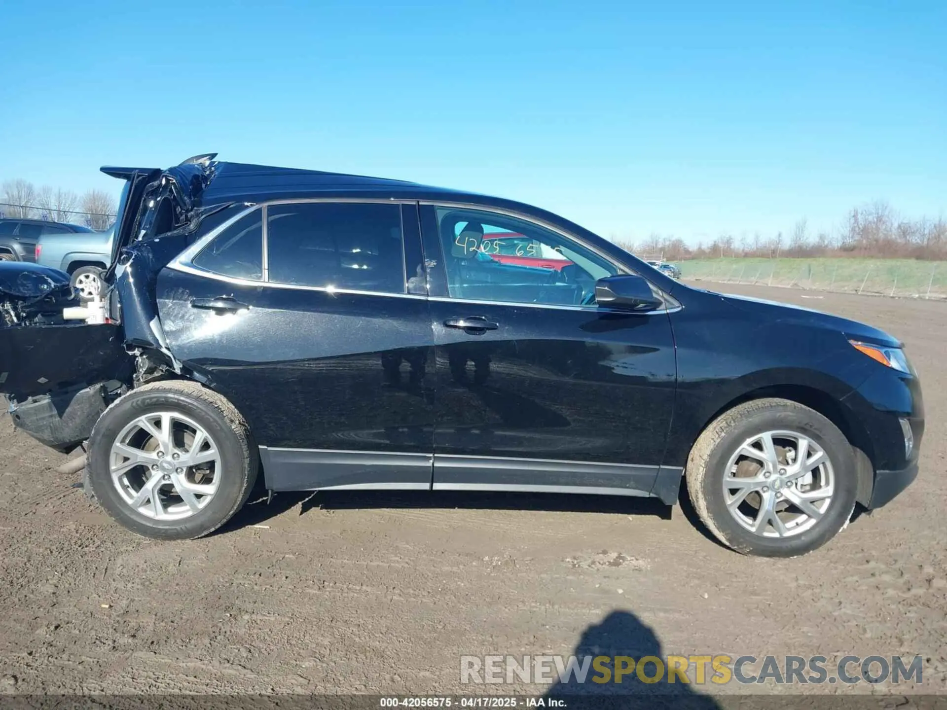14 Photograph of a damaged car 3GNAXUEV4LL202219 CHEVROLET EQUINOX 2020