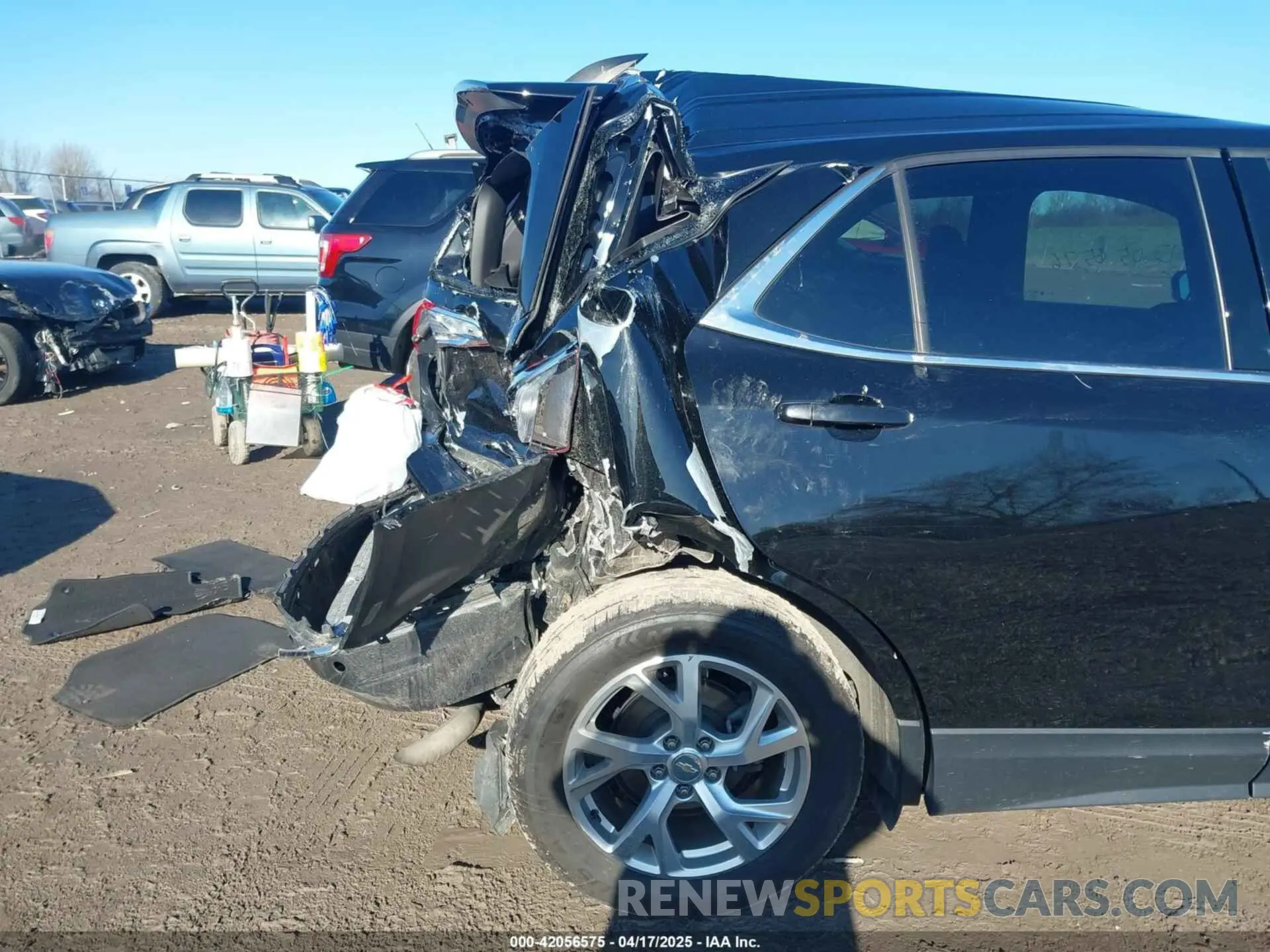 6 Photograph of a damaged car 3GNAXUEV4LL202219 CHEVROLET EQUINOX 2020