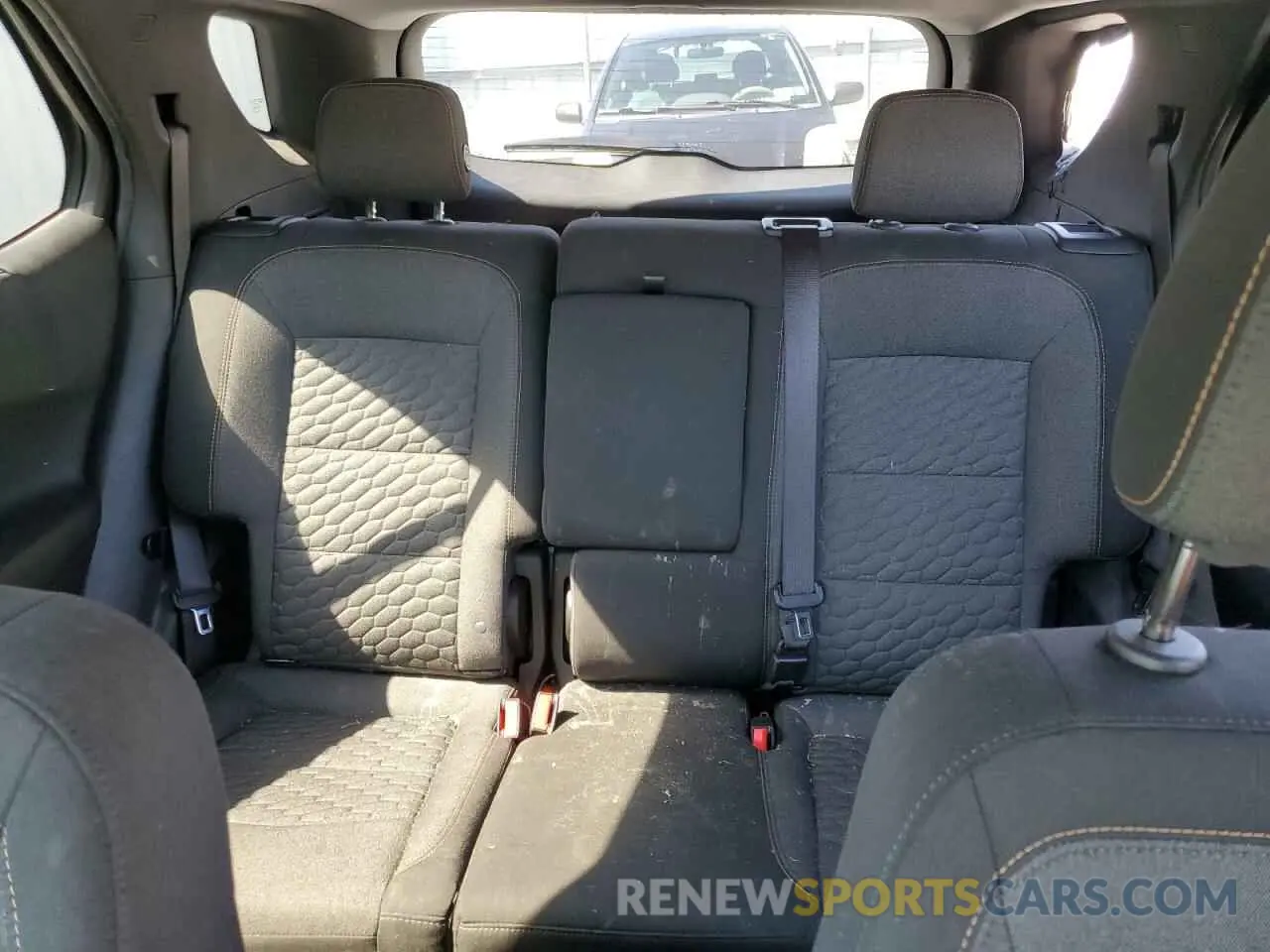 10 Photograph of a damaged car 3GNAXUEV4LS541858 CHEVROLET EQUINOX 2020