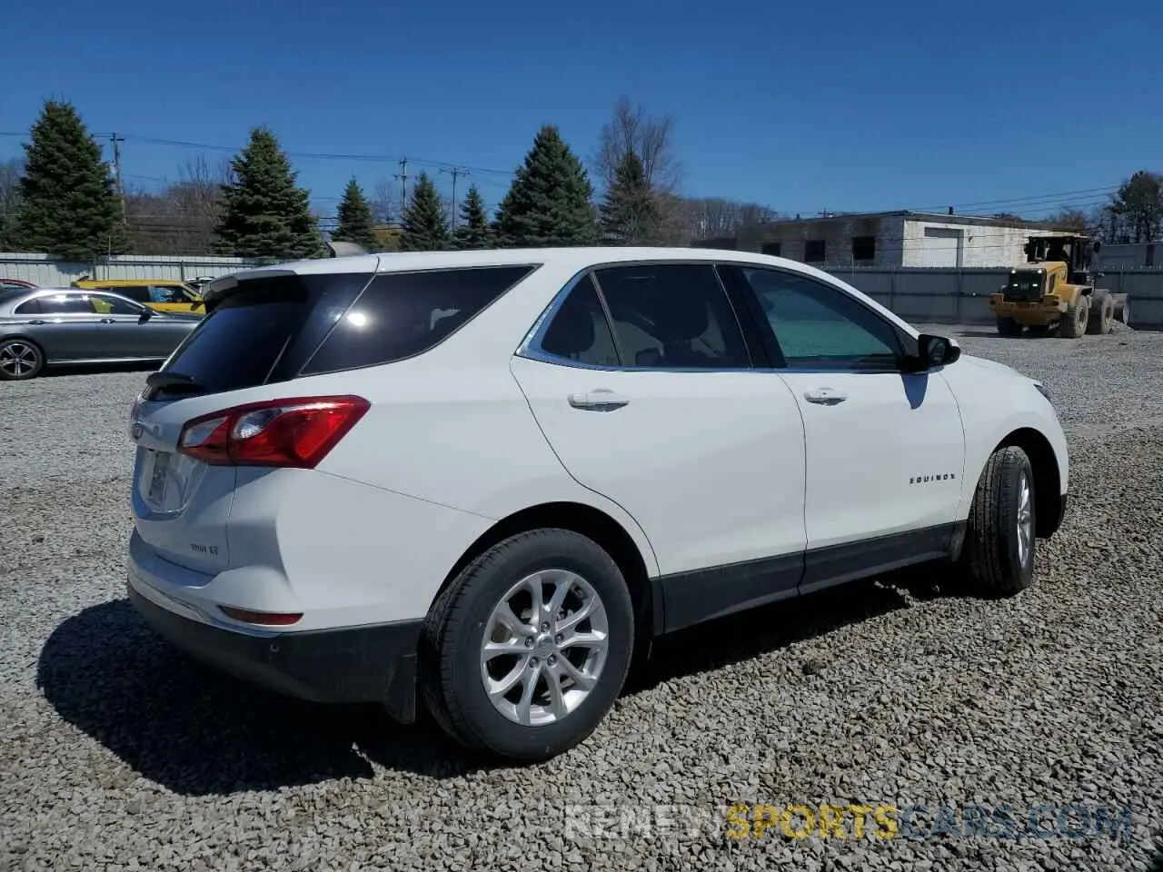 3 Photograph of a damaged car 3GNAXUEV4LS541858 CHEVROLET EQUINOX 2020