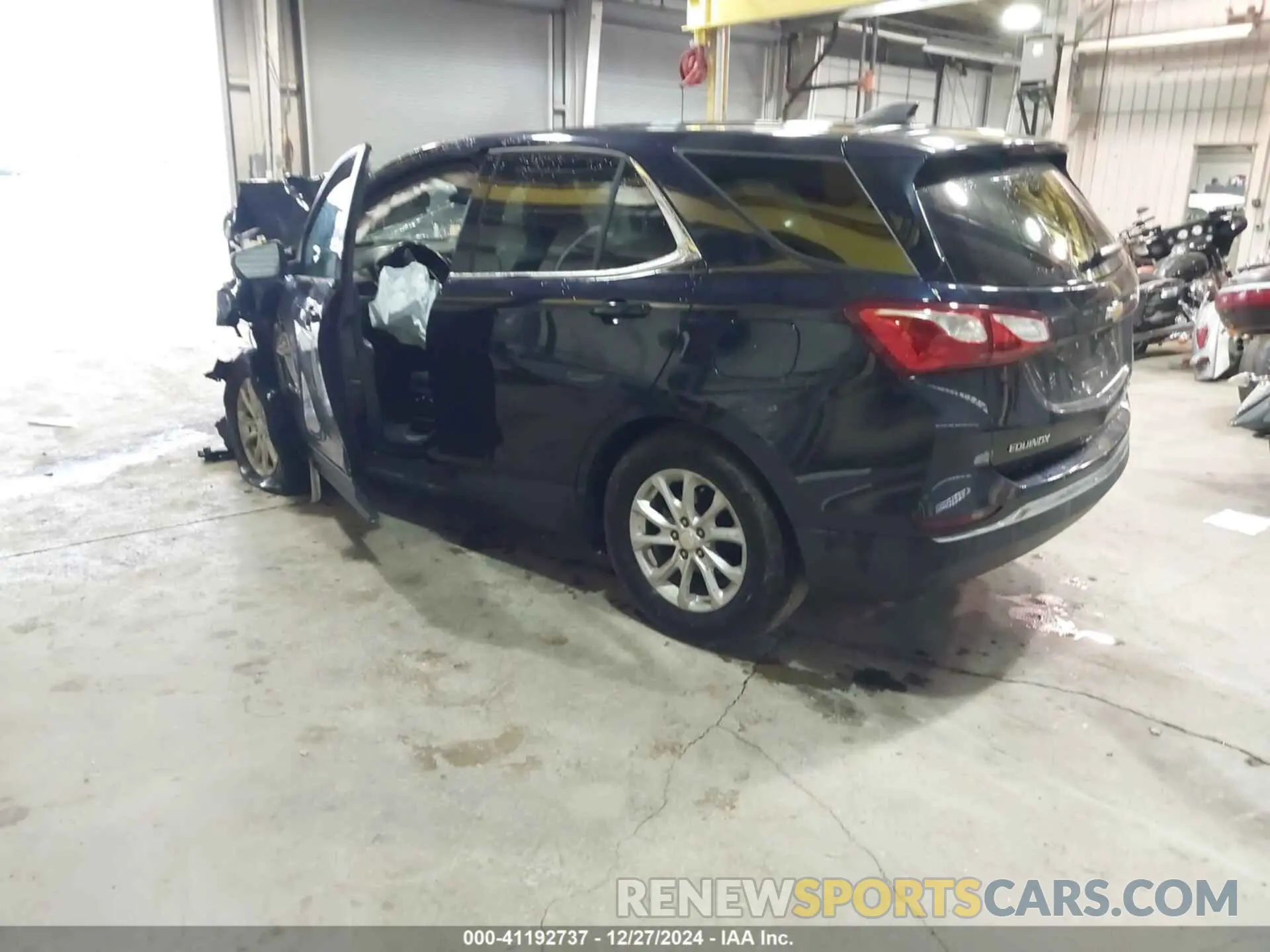 3 Photograph of a damaged car 3GNAXUEV4LS606708 CHEVROLET EQUINOX 2020