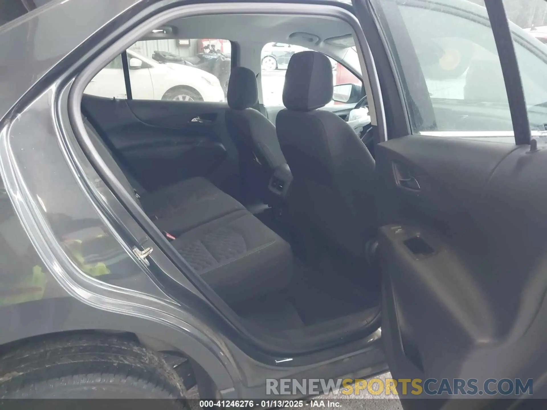 8 Photograph of a damaged car 3GNAXUEV4LS618731 CHEVROLET EQUINOX 2020