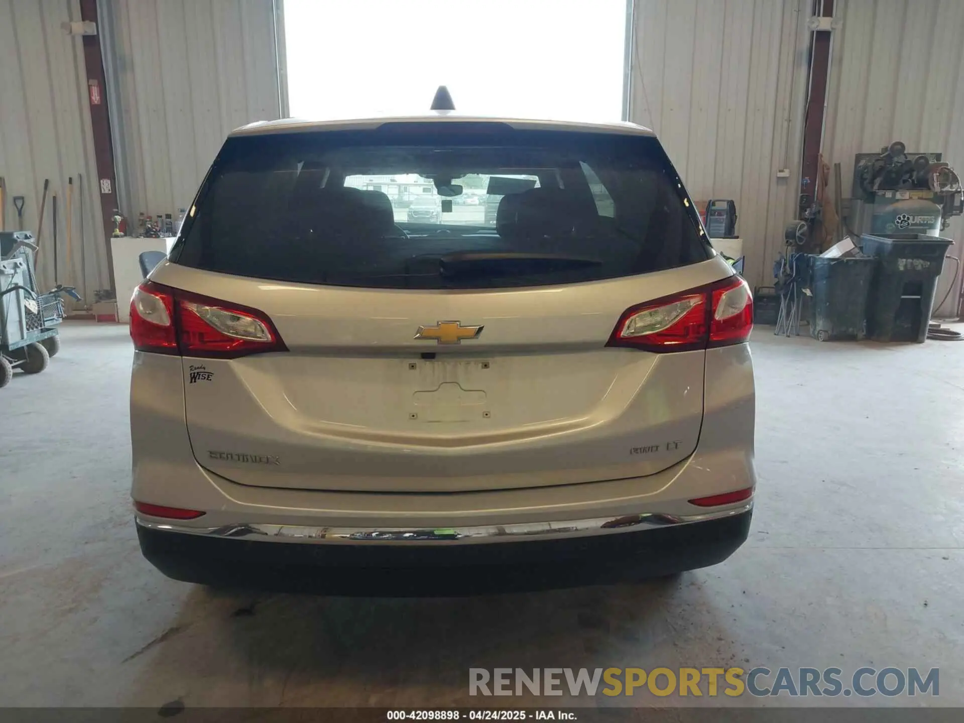 16 Photograph of a damaged car 3GNAXUEV4LS654225 CHEVROLET EQUINOX 2020